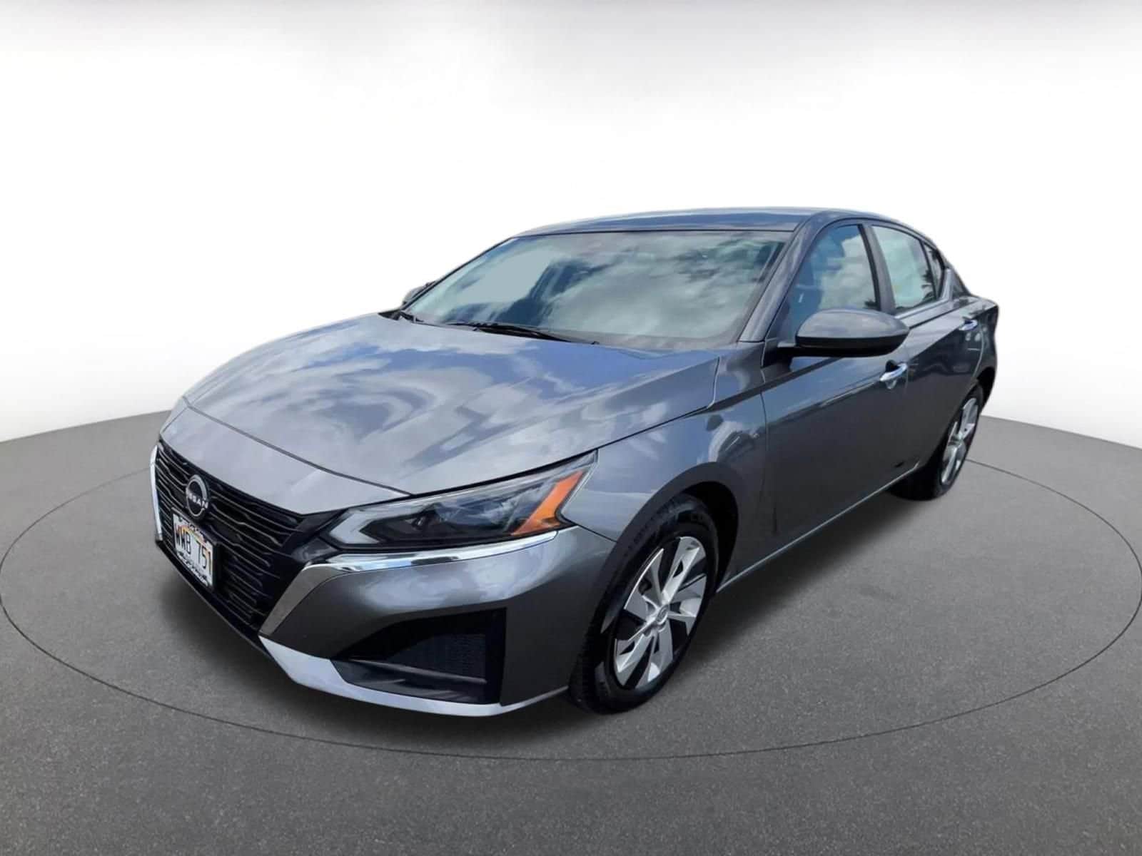 Thumbnail: 2023 Nissan Altima - 8