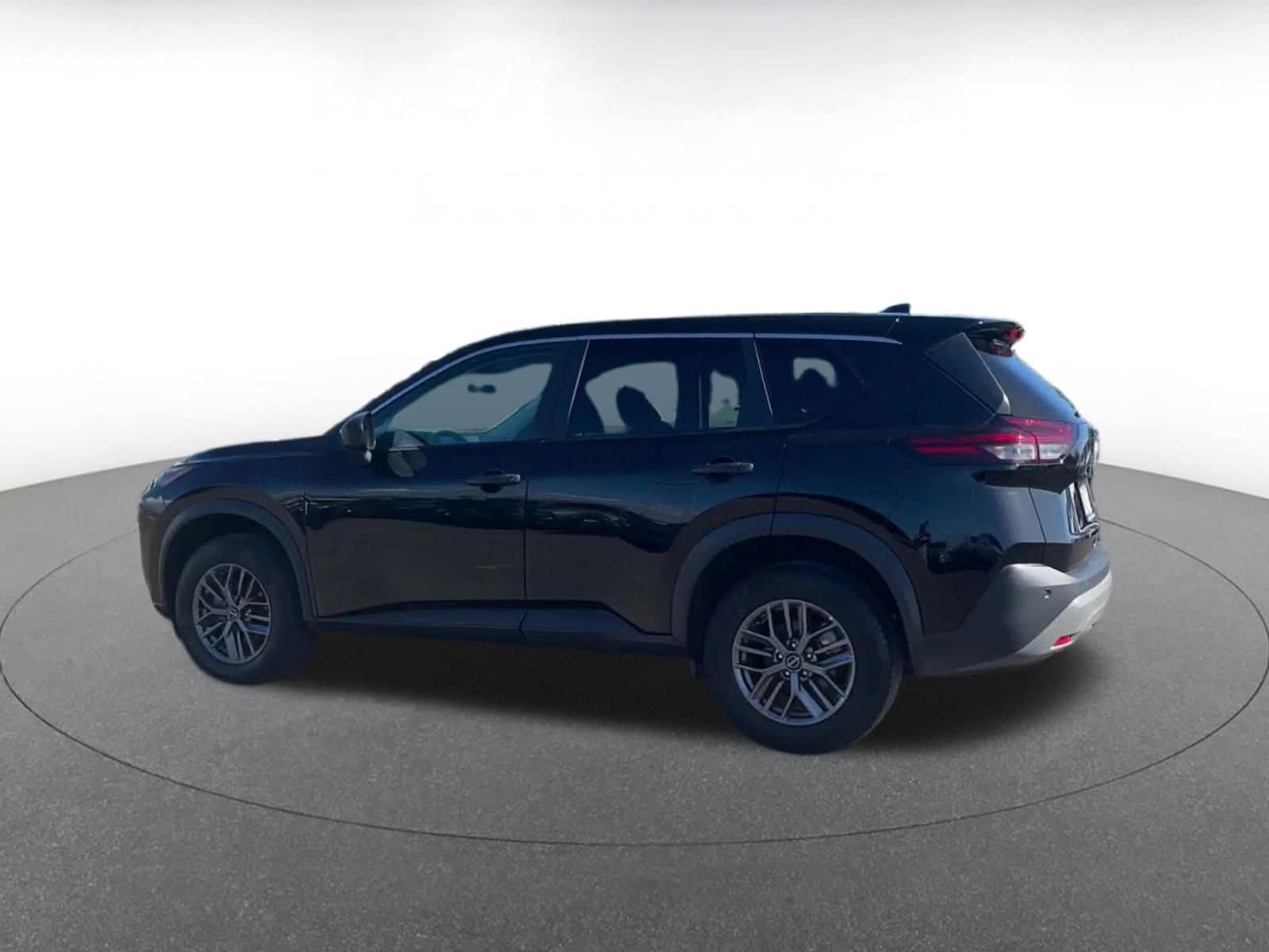 Thumbnail: 2023 Nissan Rogue - 14