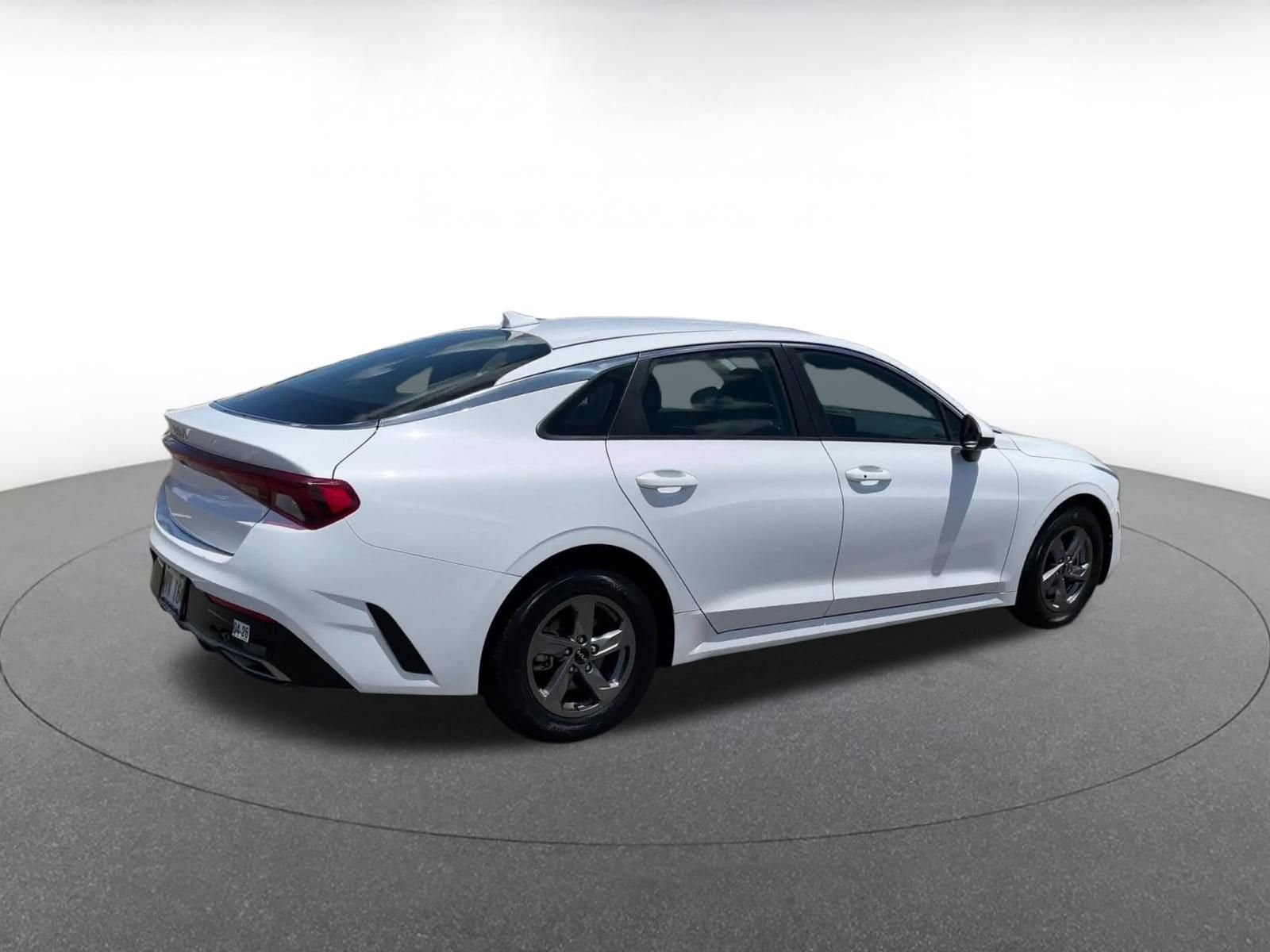 Thumbnail: 2023 Kia K5 - 11