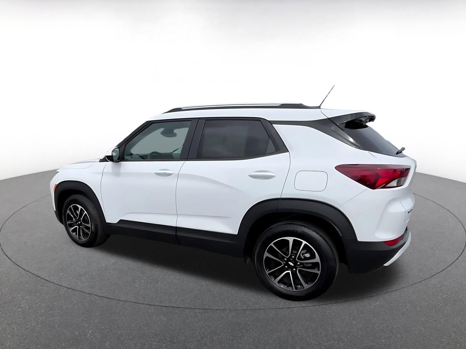 Thumbnail: 2025 Chevrolet TrailBlazer - 10