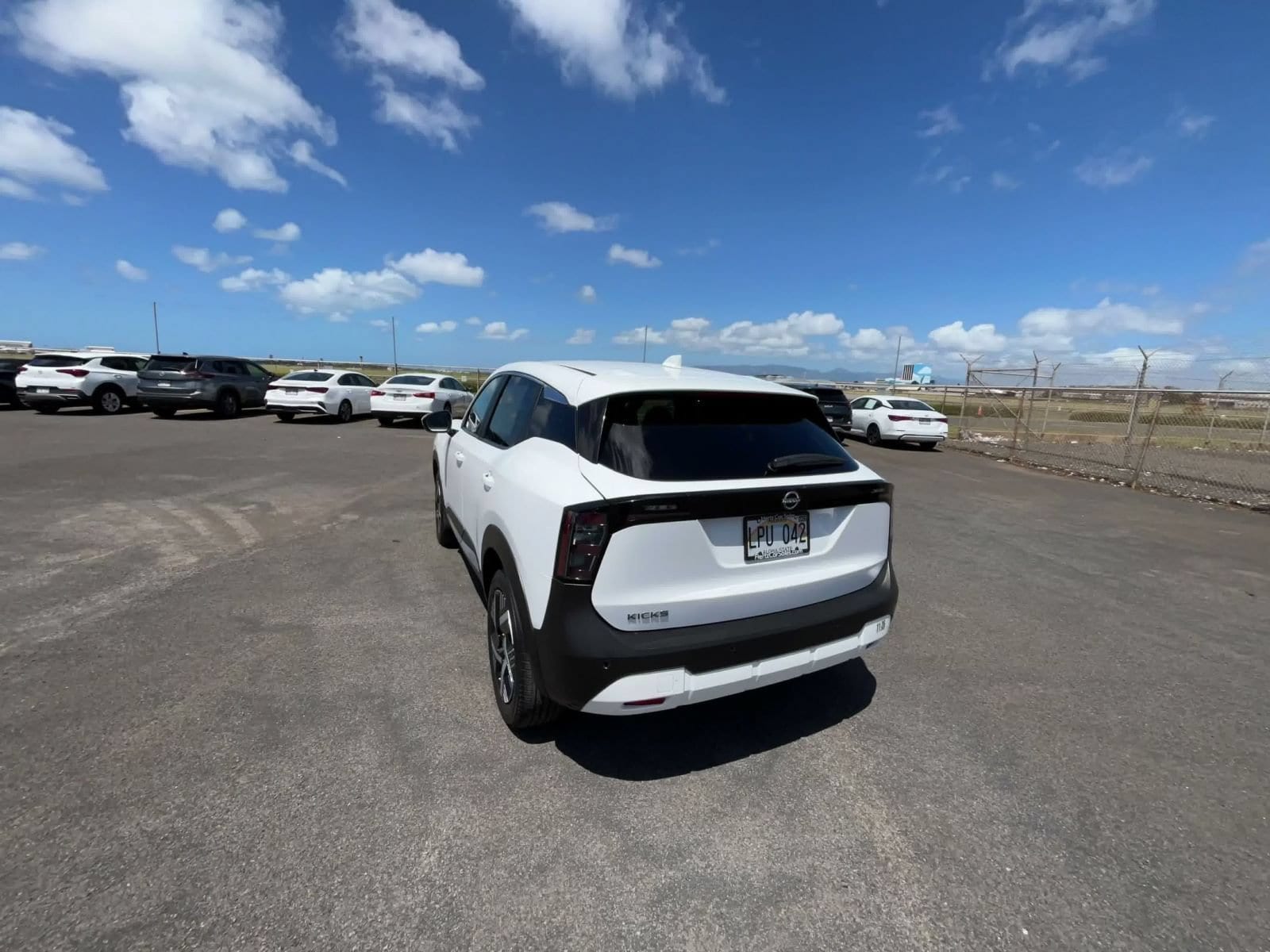 Thumbnail: 2025 Nissan Kicks - 4