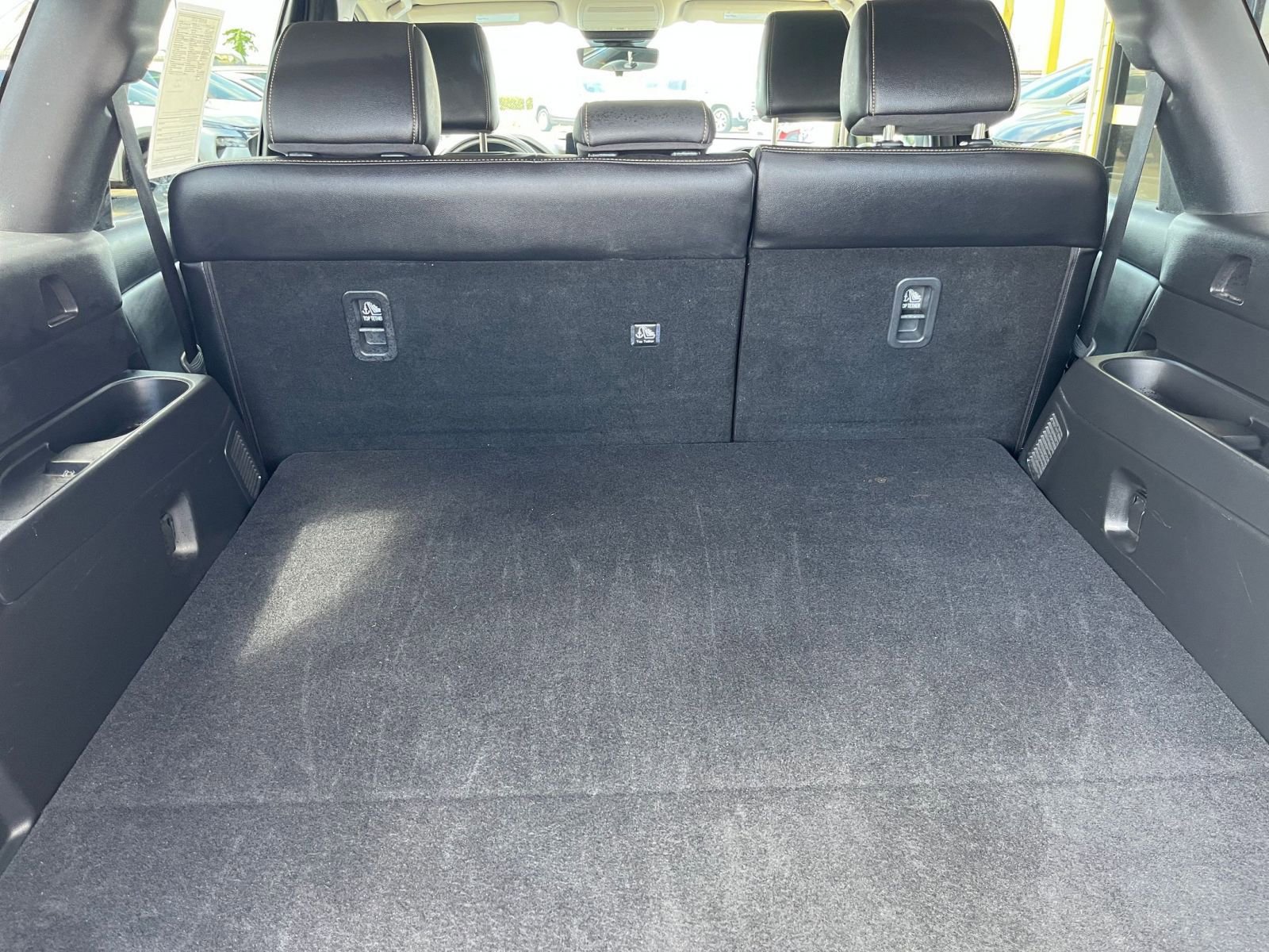 Thumbnail: 2025 Mazda CX-70 - 32