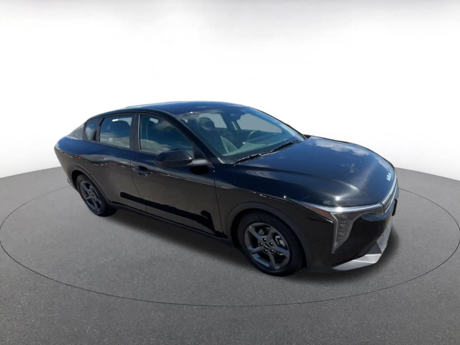 Thumbnail: 2025 Kia K4 - 2