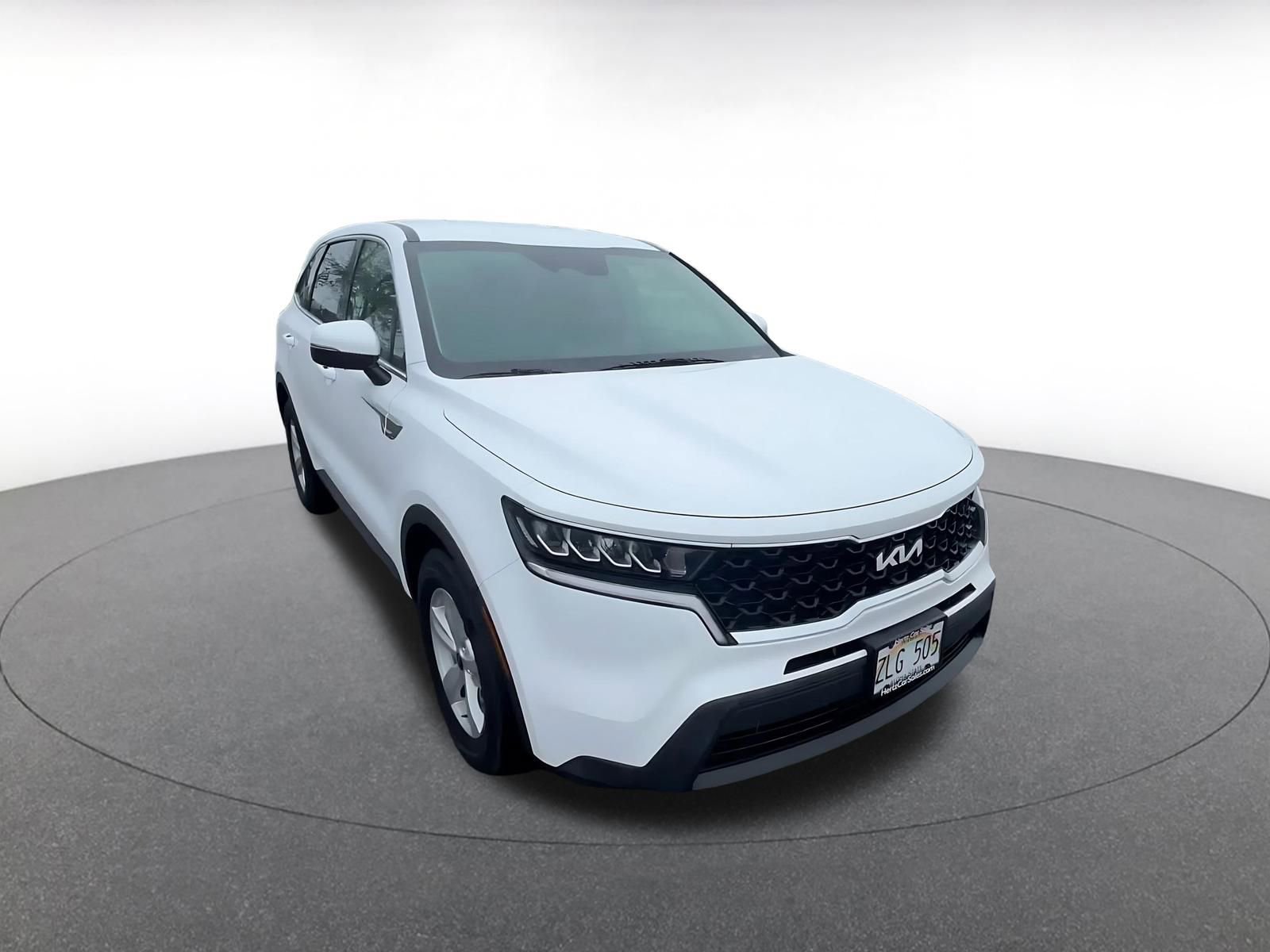 Thumbnail: 2023 Kia Sorento - 3