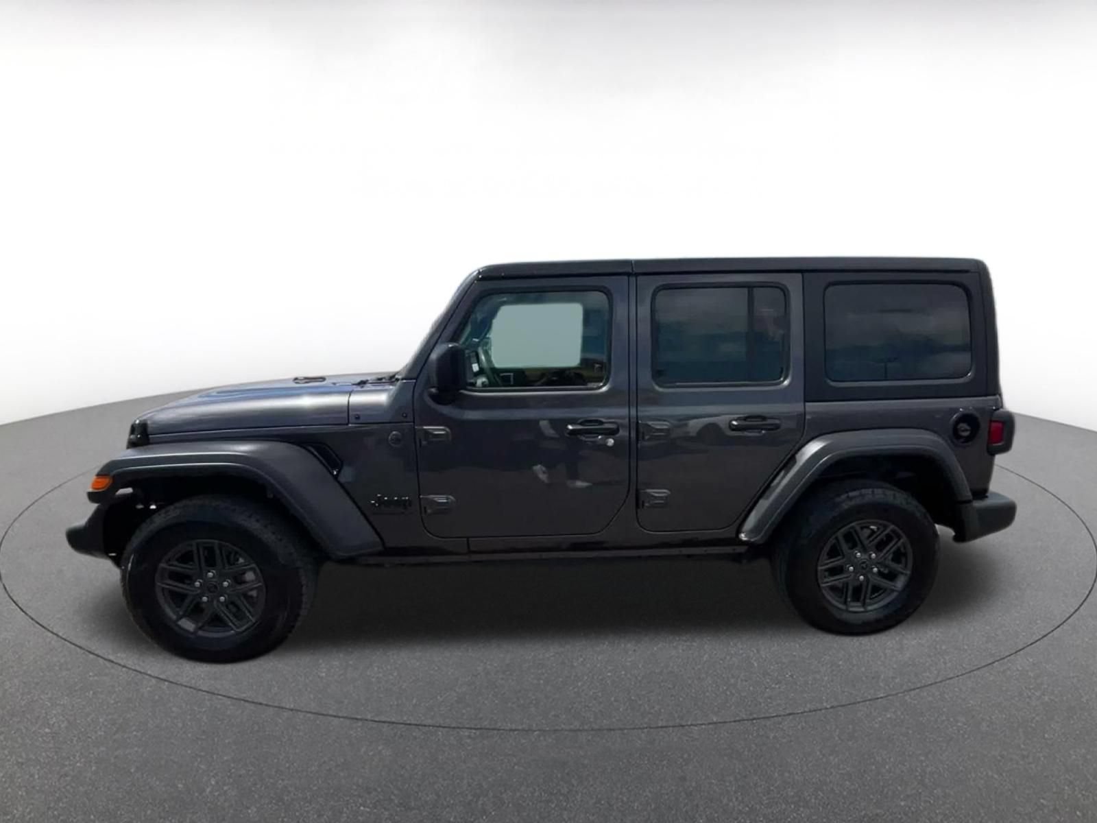 Thumbnail: 2025 Jeep Wrangler - 7
