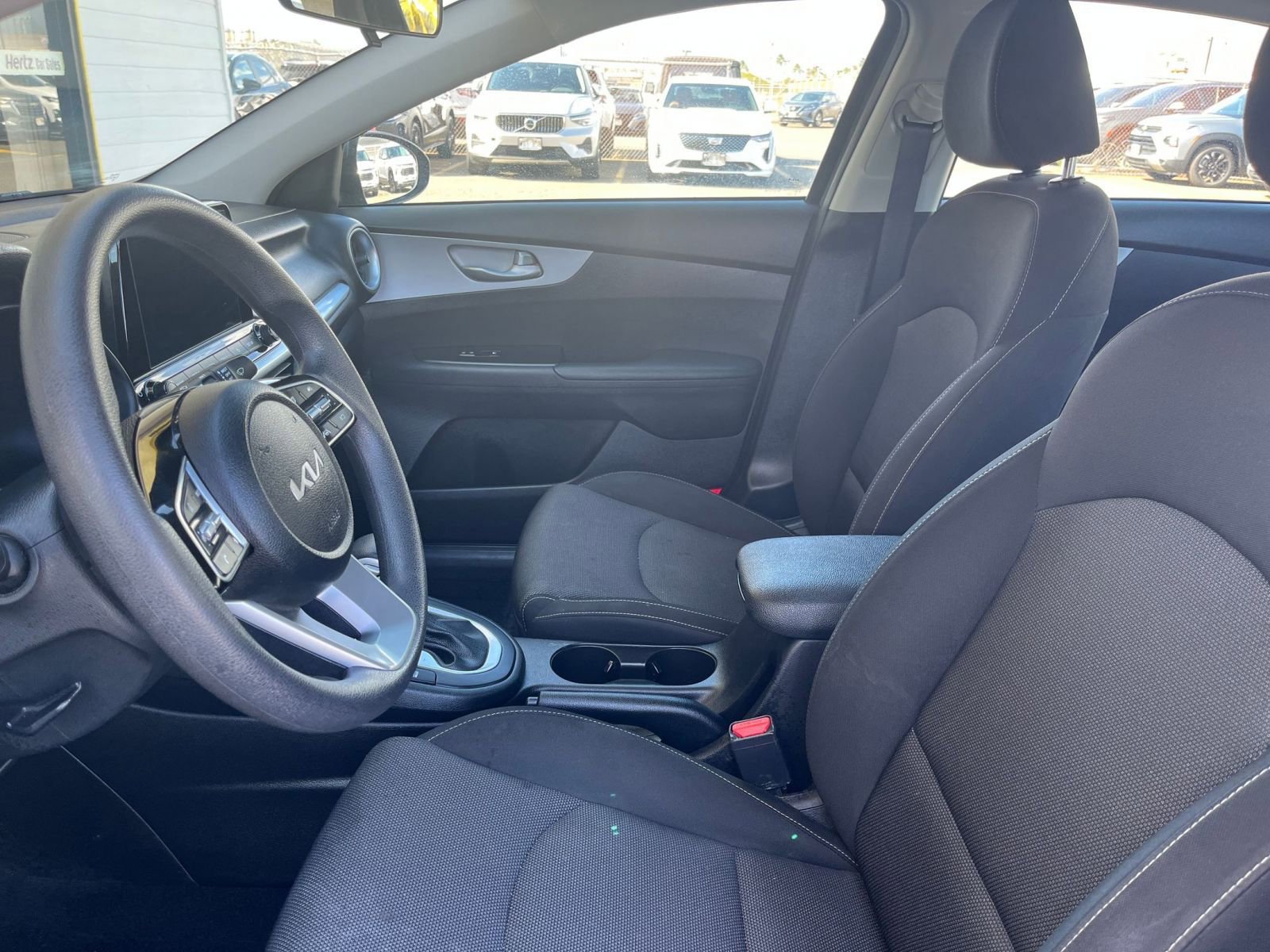 Thumbnail: 2024 Kia Forte - 25