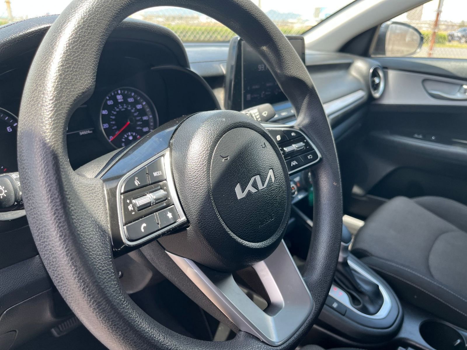 Thumbnail: 2024 Kia Forte - 33