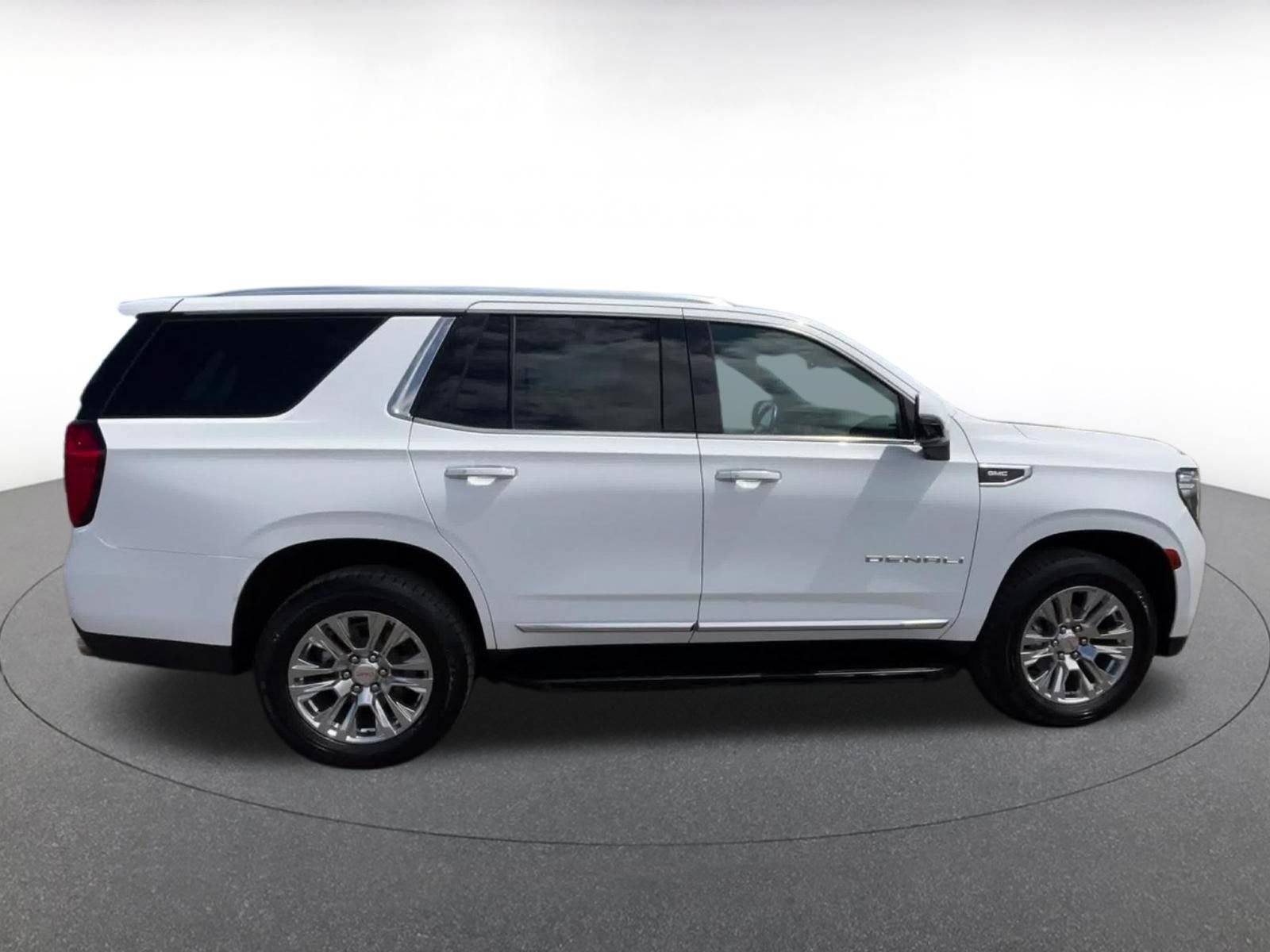 Thumbnail: 2023 GMC Yukon - 15