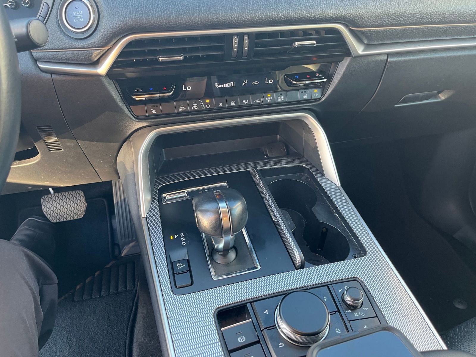 Thumbnail: 2025 Mazda CX-70 - 17