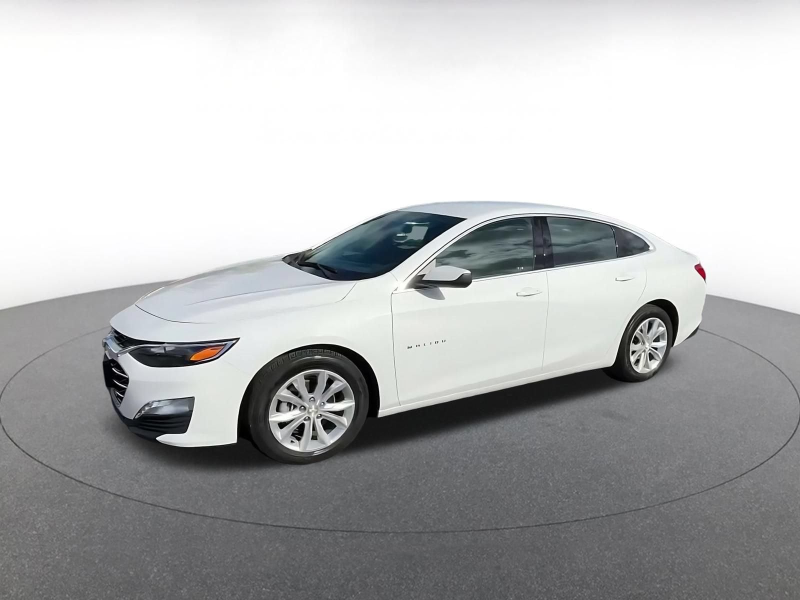 Thumbnail: 2024 Chevrolet Malibu - 7