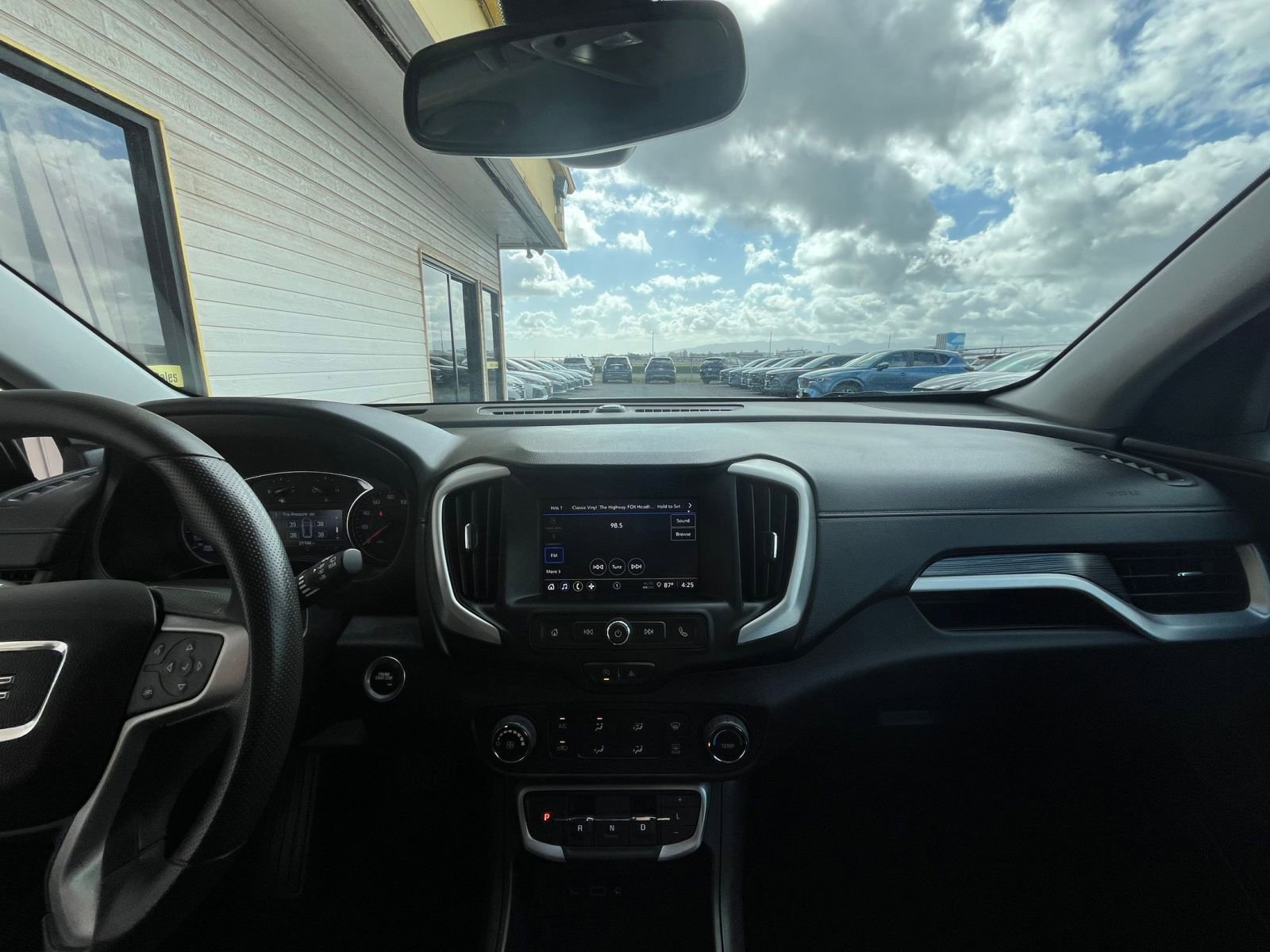 Thumbnail: 2024 GMC Terrain - 33