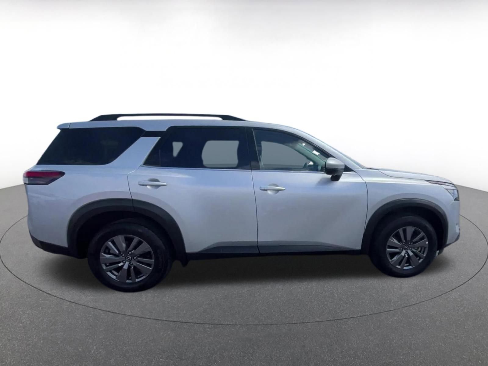 Thumbnail: 2024 Nissan Pathfinder - 16