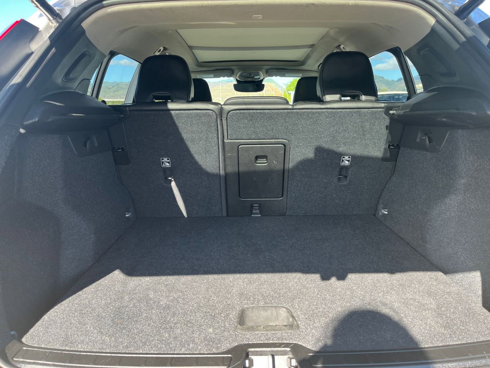 Thumbnail: 2024 Volvo XC40 - 31