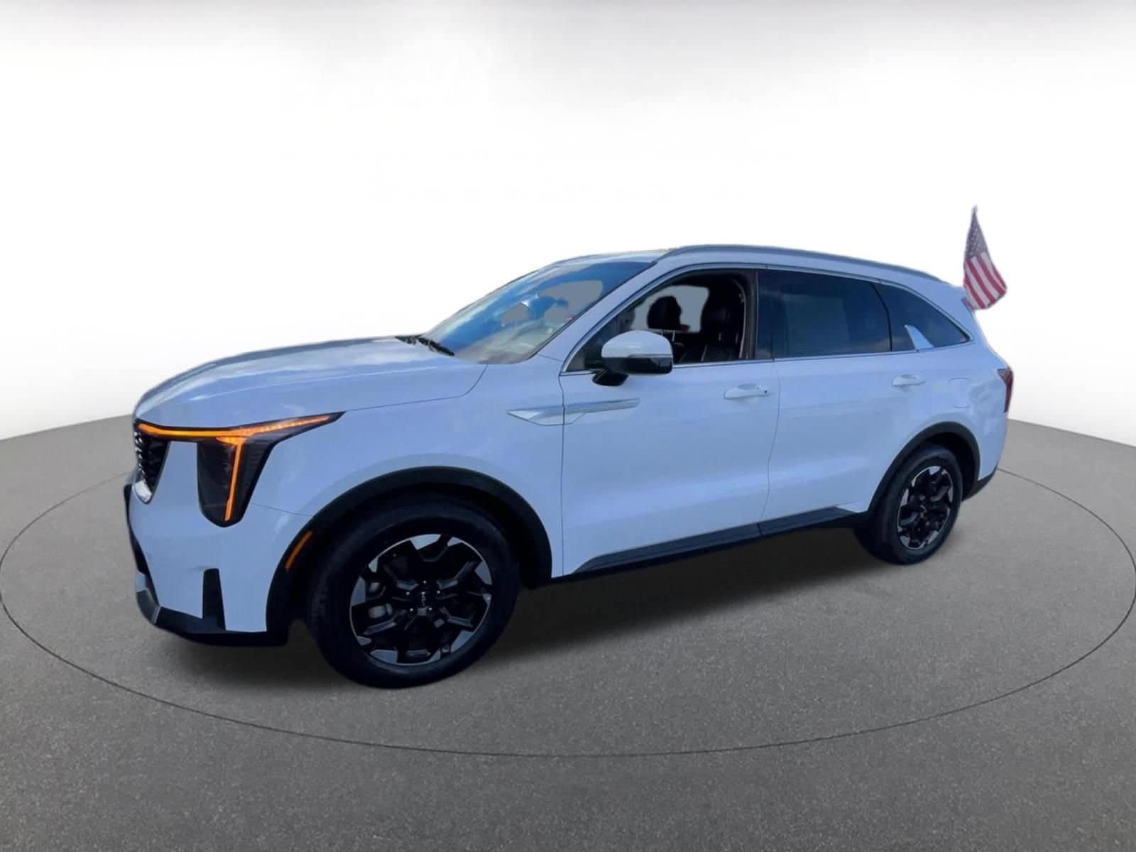 Thumbnail: 2024 Kia Sorento - 8