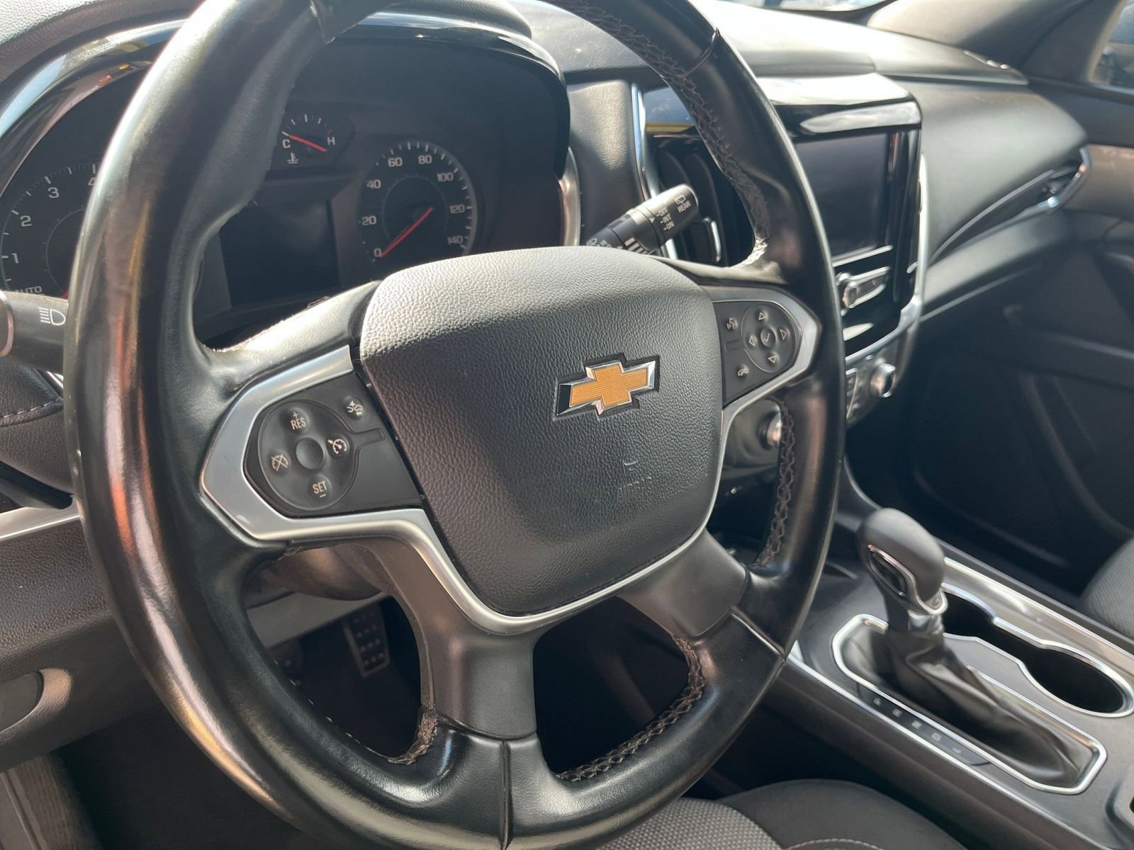 Thumbnail: 2023 Chevrolet Traverse - 35