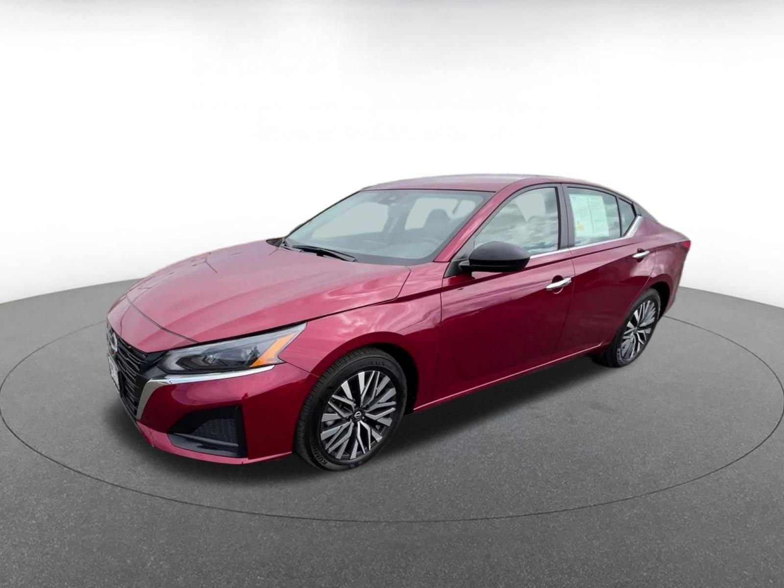 Thumbnail: 2025 Nissan Altima - 8
