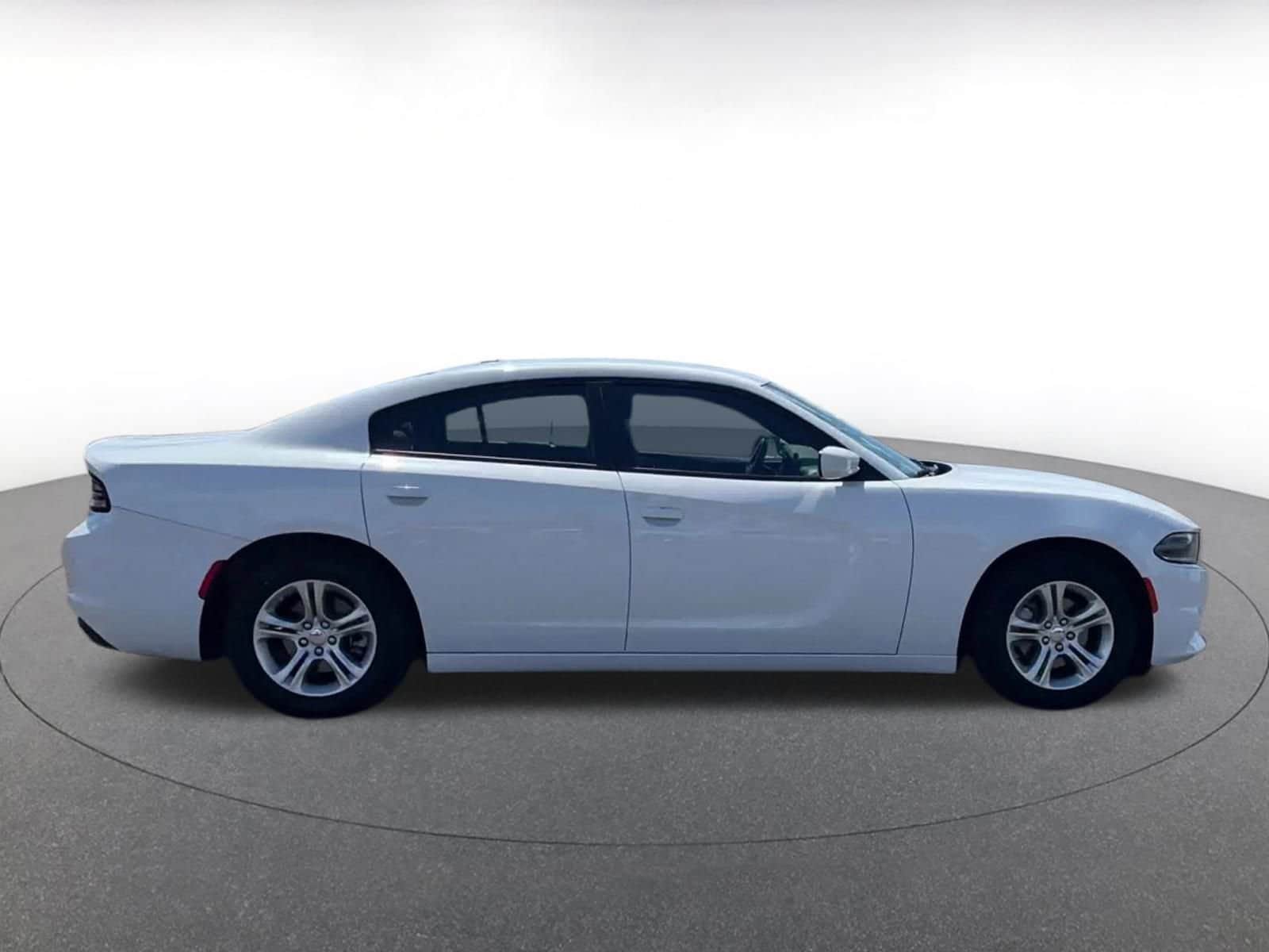 Thumbnail: 2022 Dodge Charger - 16