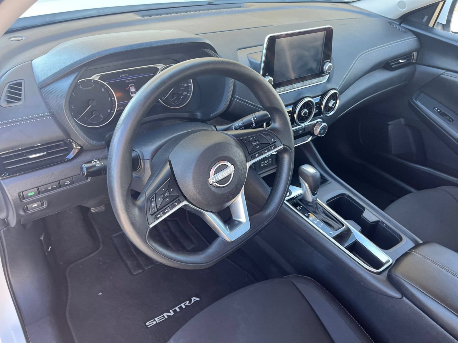Thumbnail: 2025 Nissan Sentra - 31