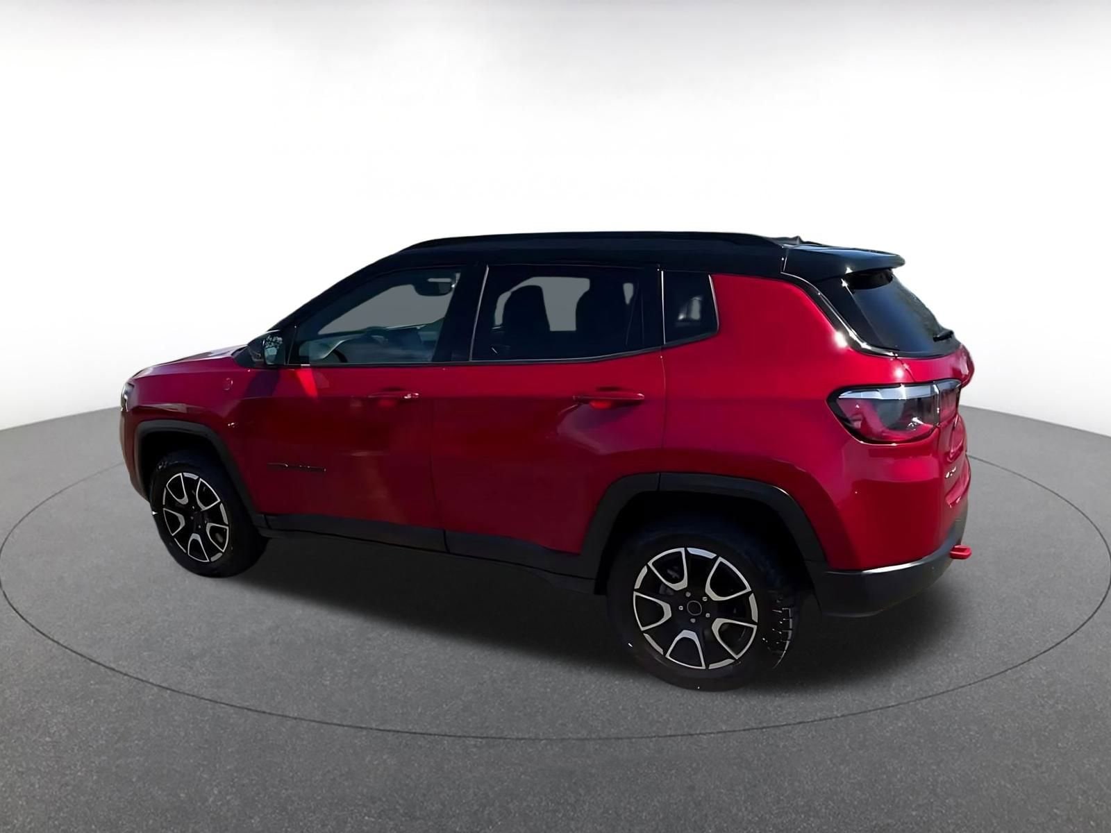Thumbnail: 2025 Jeep Compass - 10