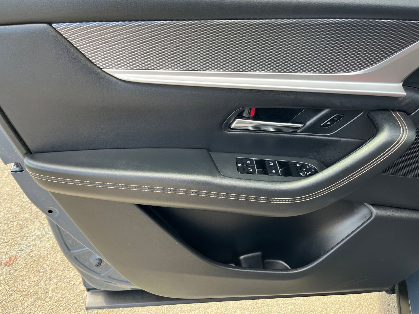 Thumbnail: 2025 Mazda CX-70 - 18