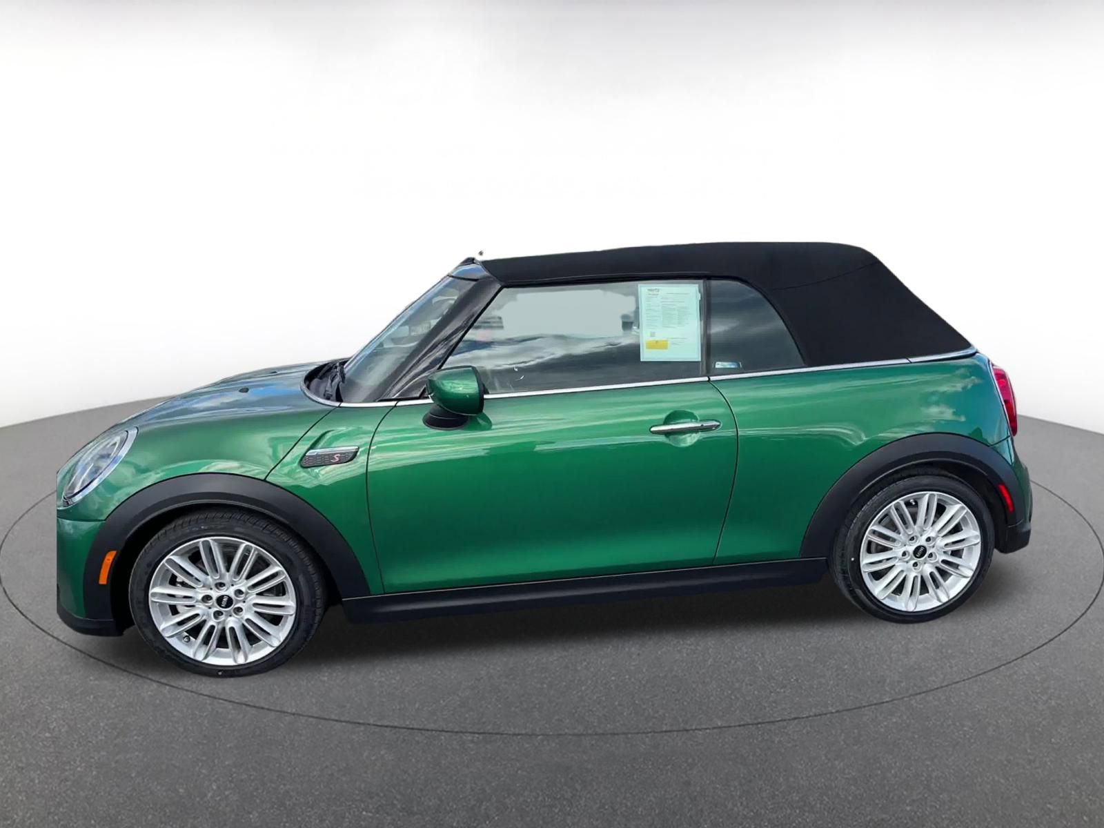 Thumbnail: 2024 MINI Cooper Convertible - 9