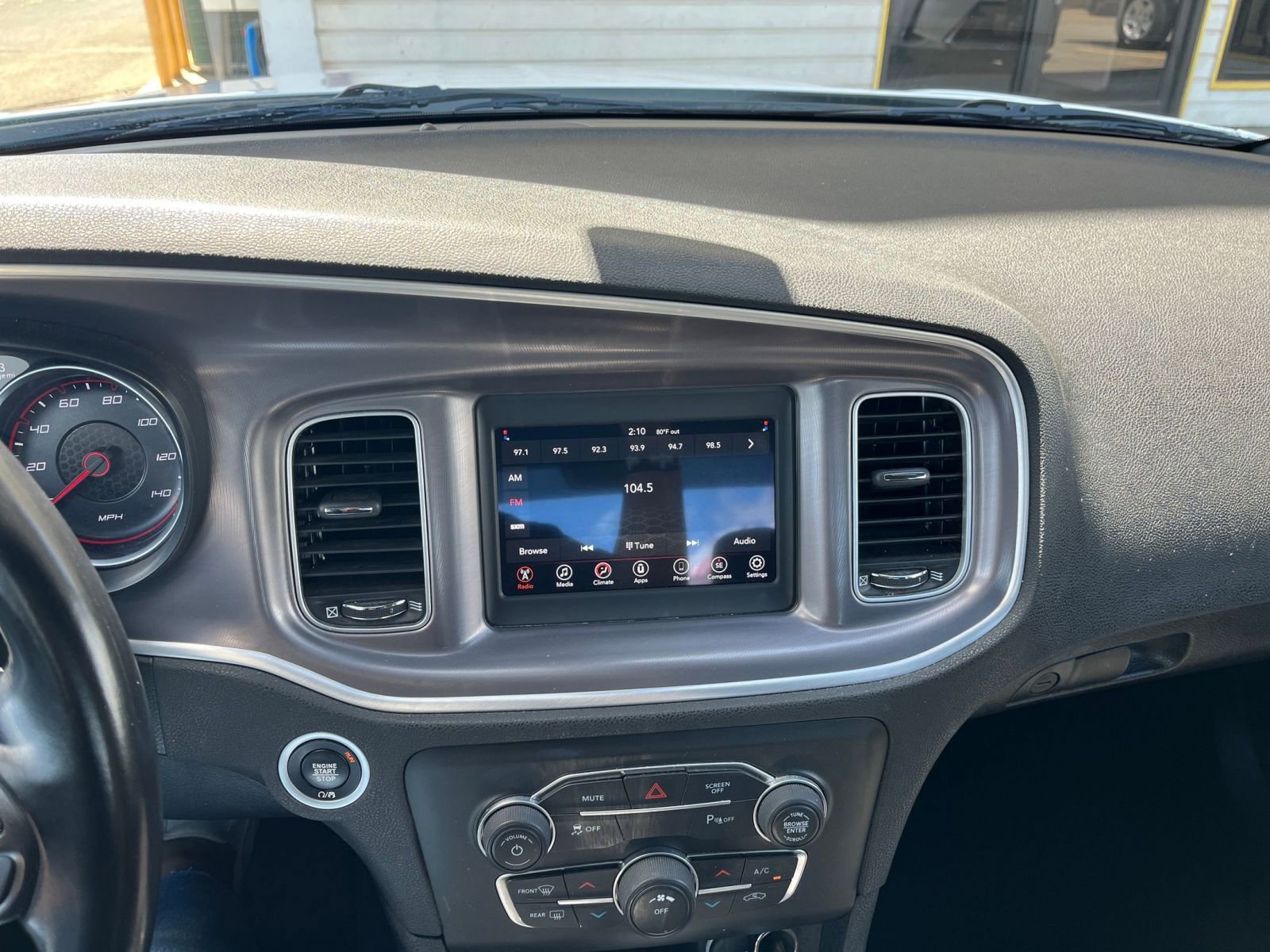 Thumbnail: 2022 Dodge Charger - 18