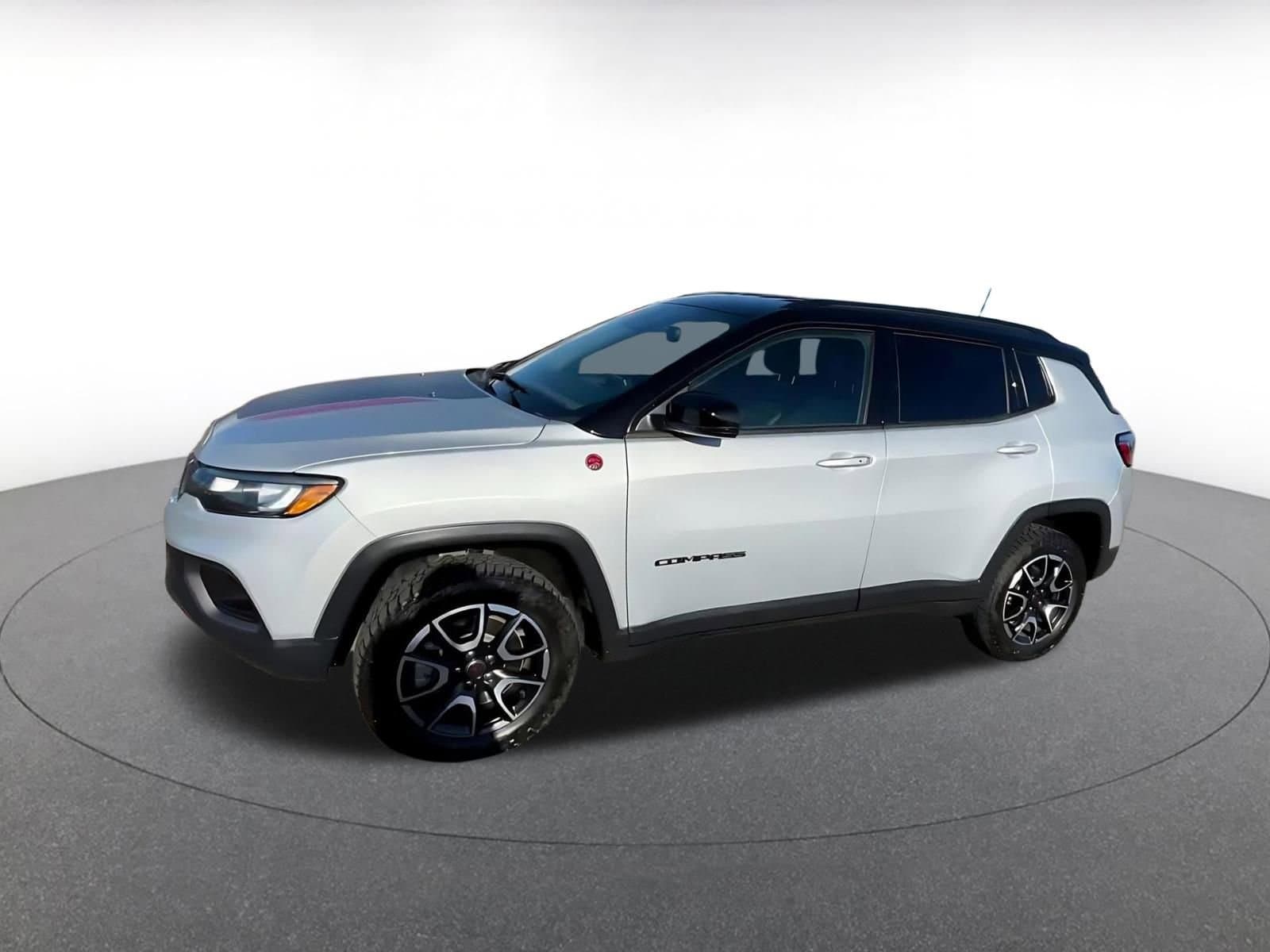Thumbnail: 2025 Jeep Compass - 8