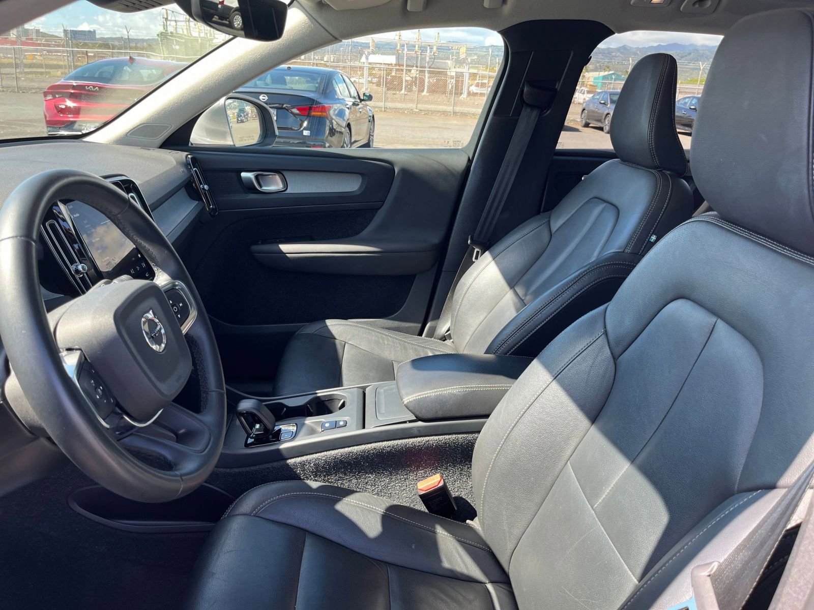 Thumbnail: 2024 Volvo XC40 - 28
