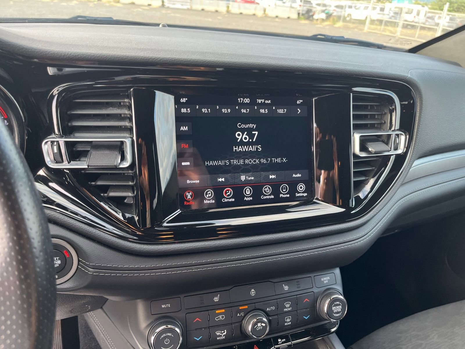 Thumbnail: 2023 Dodge Durango - 20