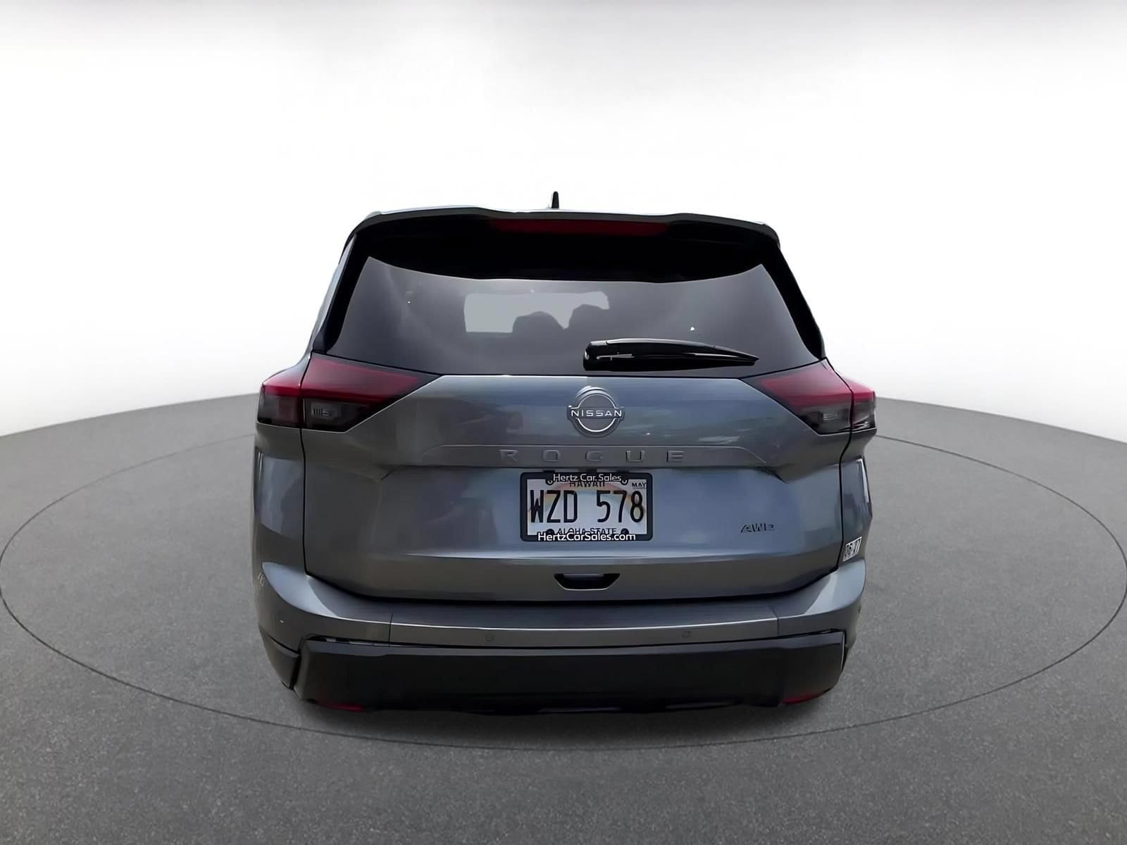 Thumbnail: 2024 Nissan Rogue - 12