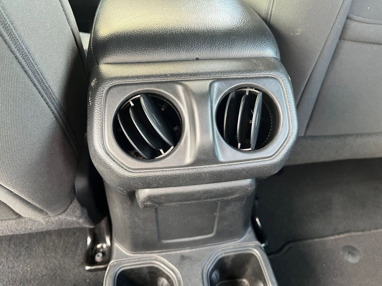 Thumbnail: 2023 Jeep Wrangler - 23