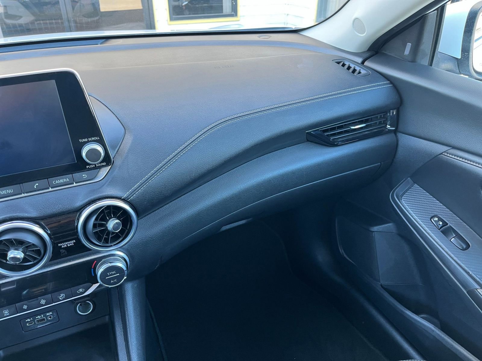 Thumbnail: 2021 Nissan Sentra - 33