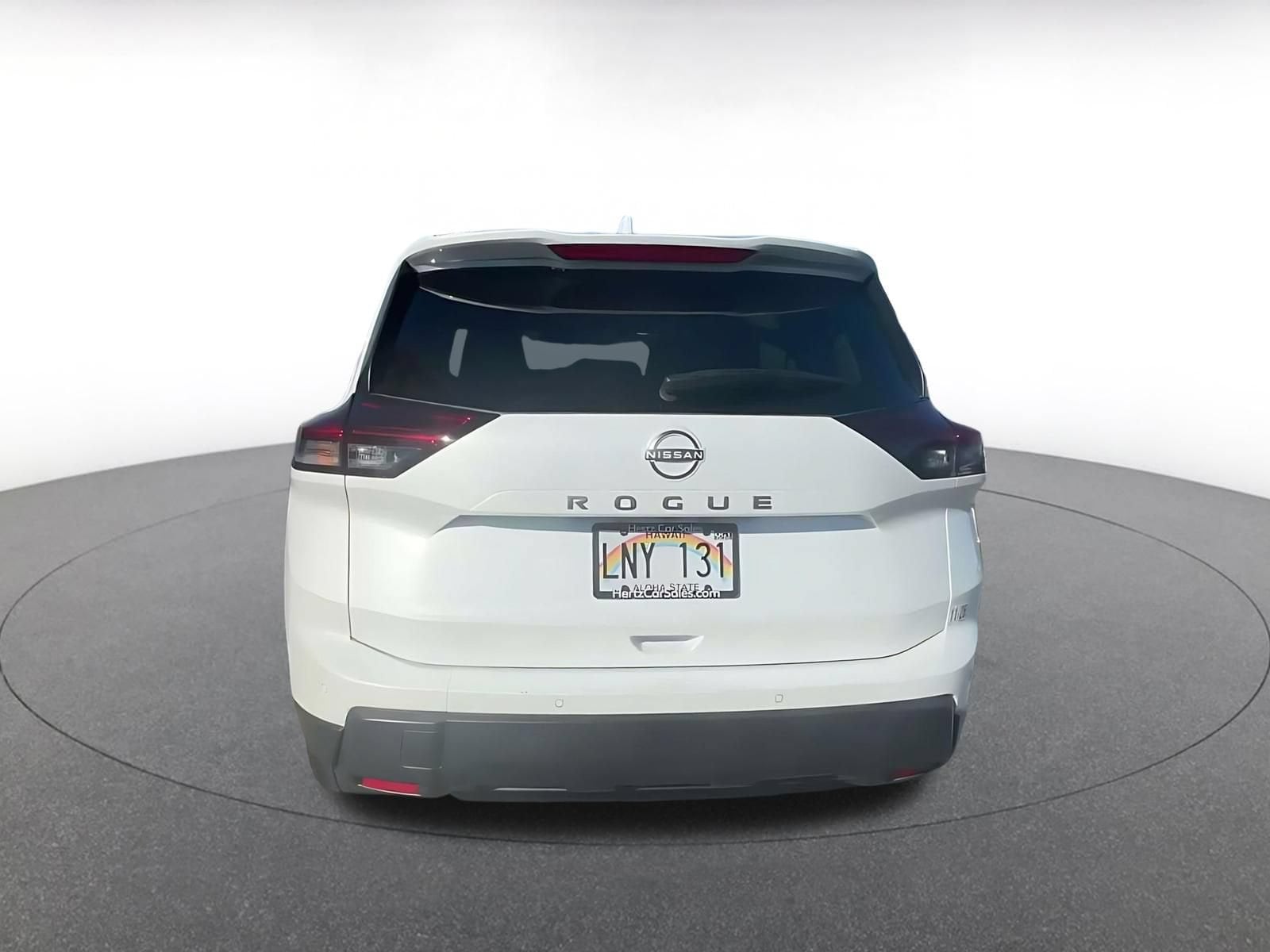 Thumbnail: 2025 Nissan Rogue - 10