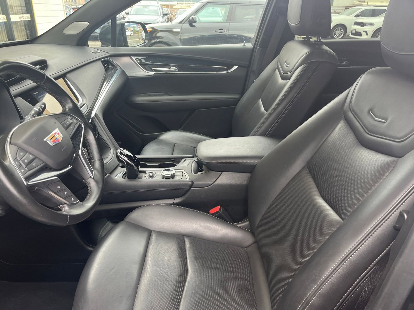 Thumbnail: 2023 Cadillac XT5 - 28