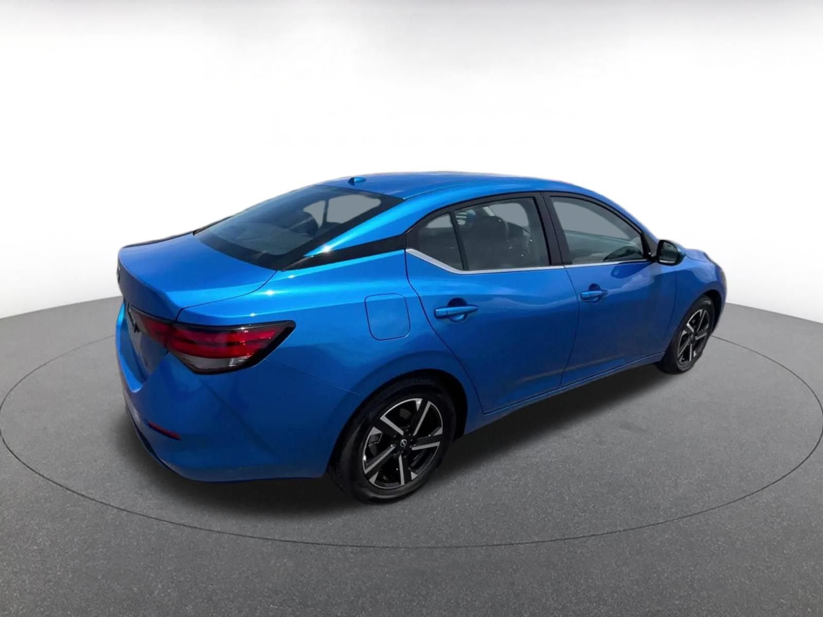 Thumbnail: 2025 Nissan Sentra - 15