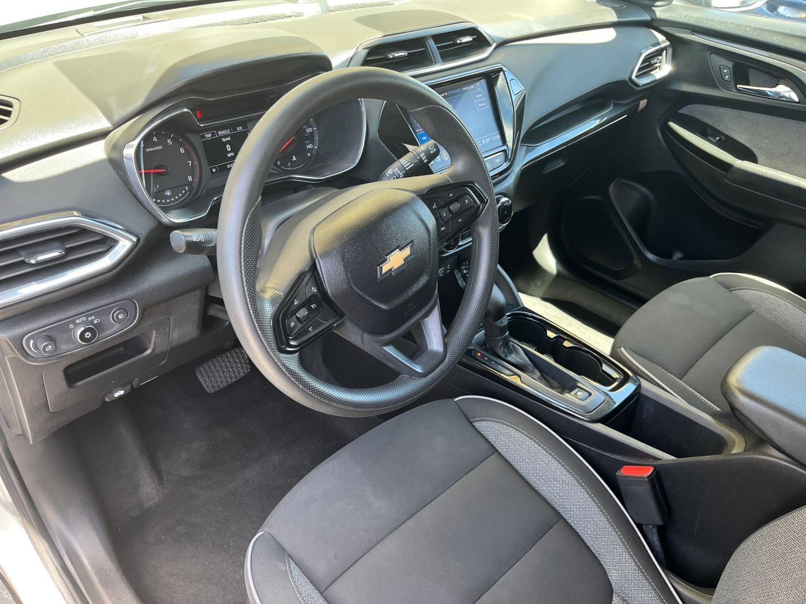Thumbnail: 2023 Chevrolet TrailBlazer - 33
