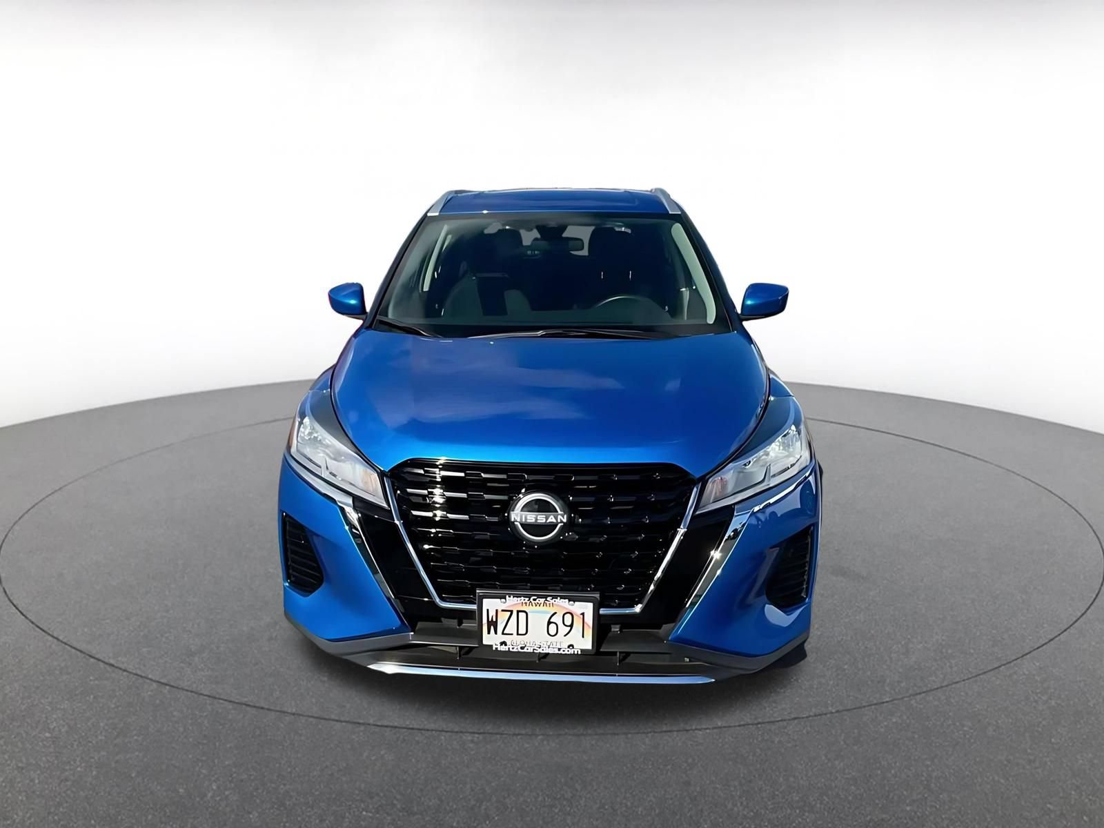 Thumbnail: 2024 Nissan Kicks - 4