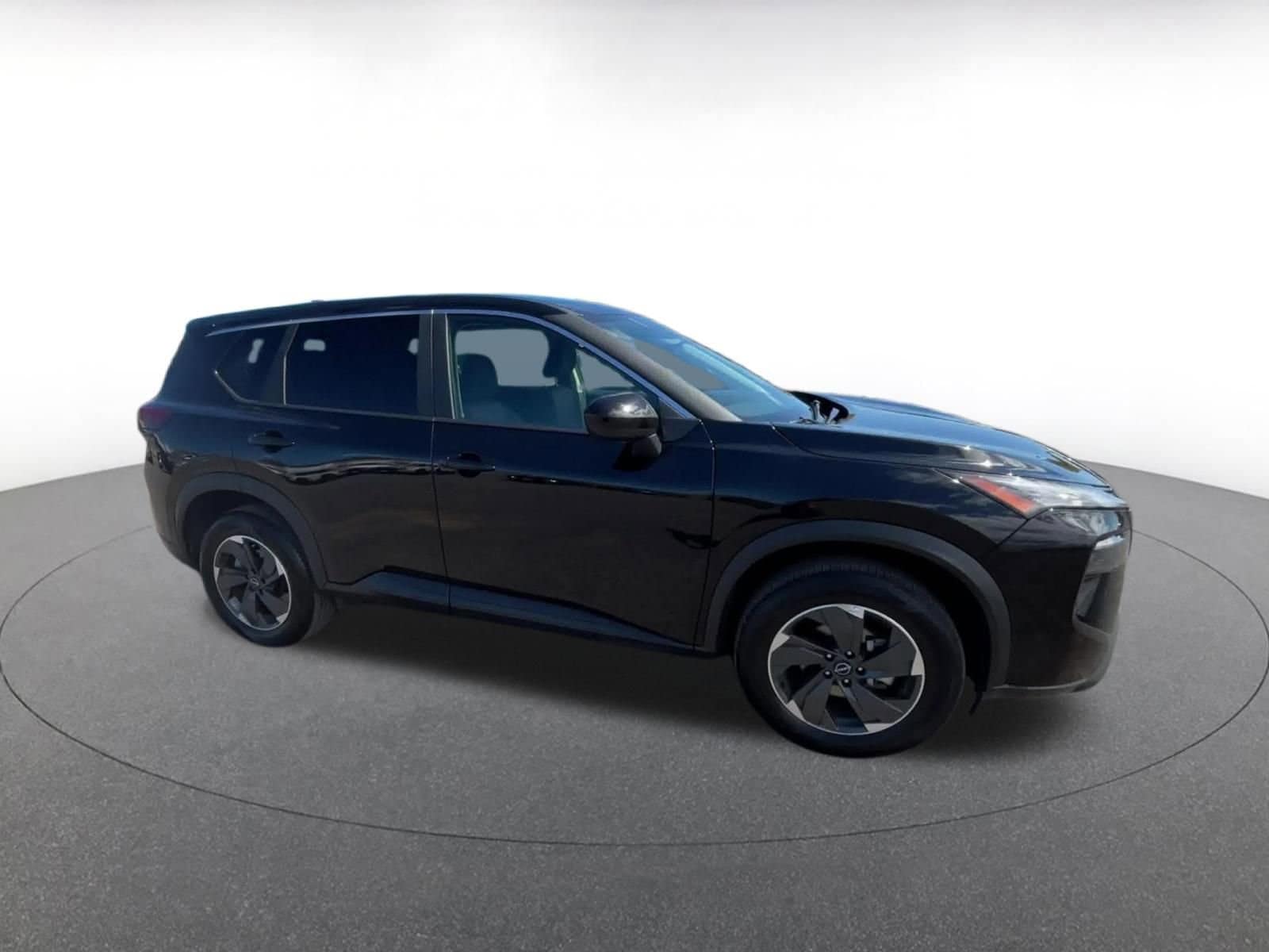 Thumbnail: 2025 Nissan Rogue - 2