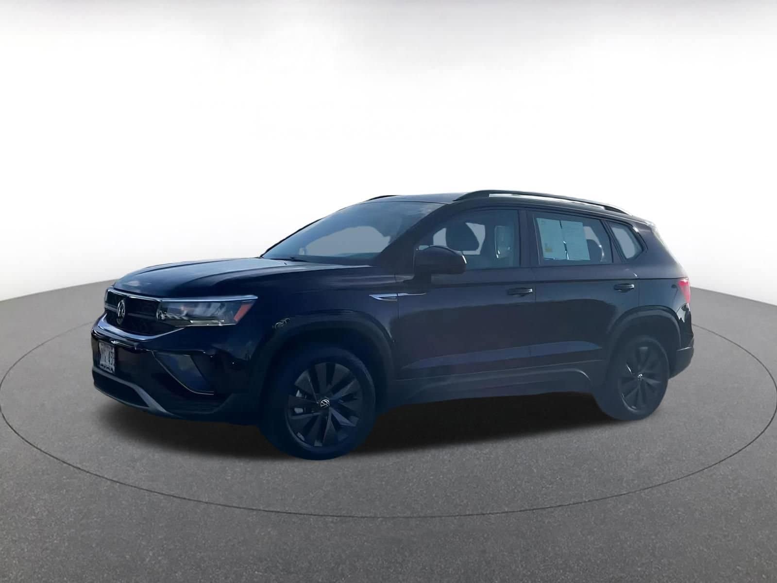 Thumbnail: 2024 Volkswagen Taos - 7