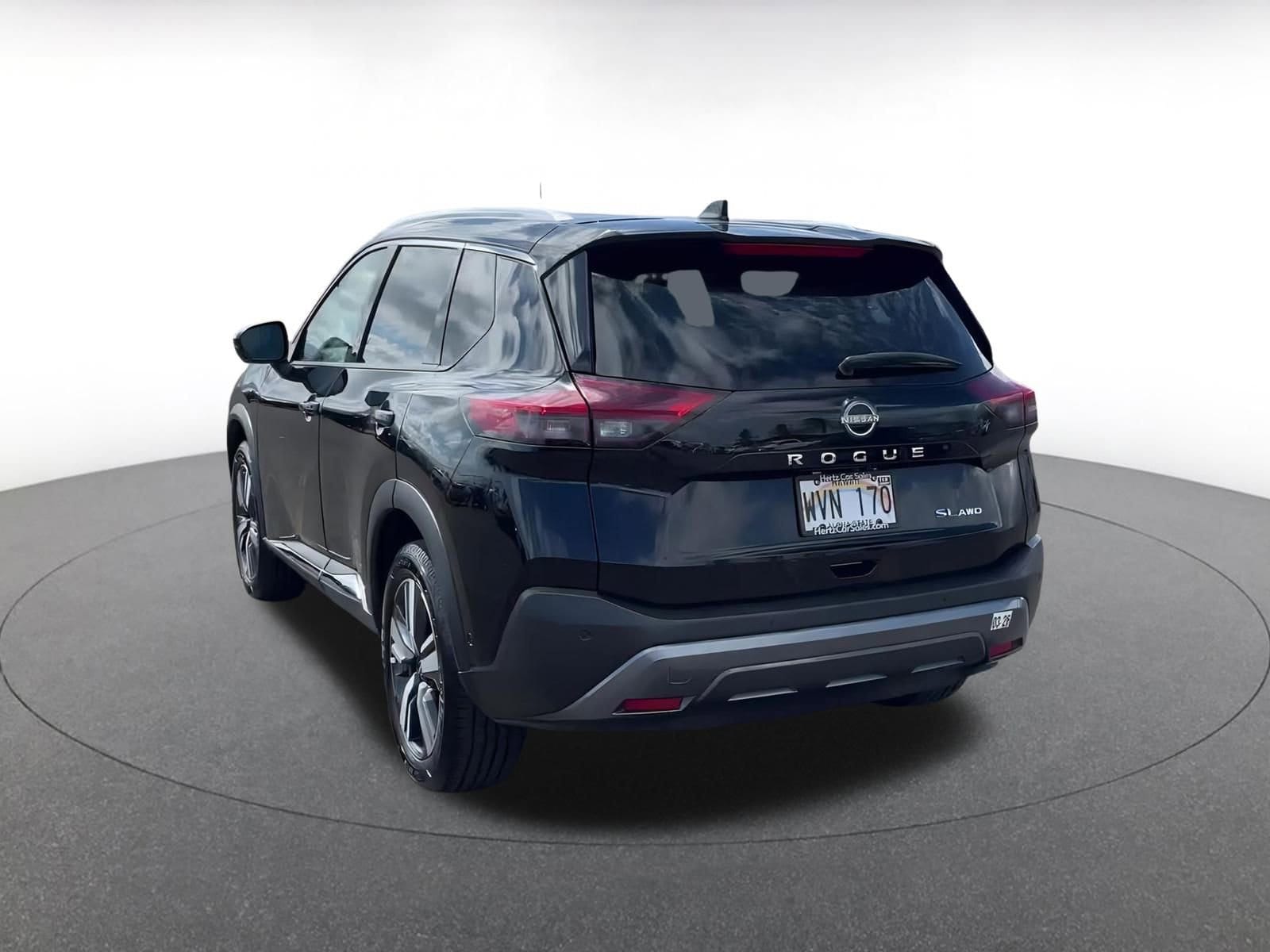 Thumbnail: 2023 Nissan Rogue - 11