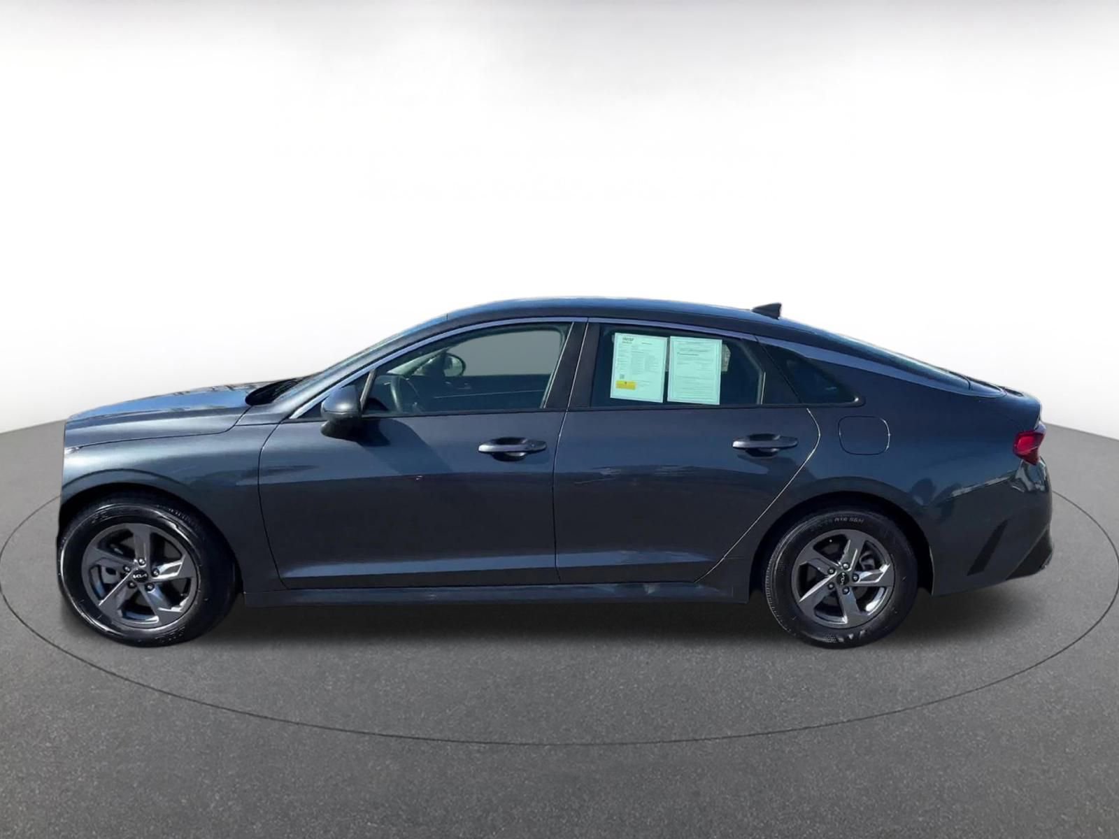 Thumbnail: 2023 Kia K5 - 9