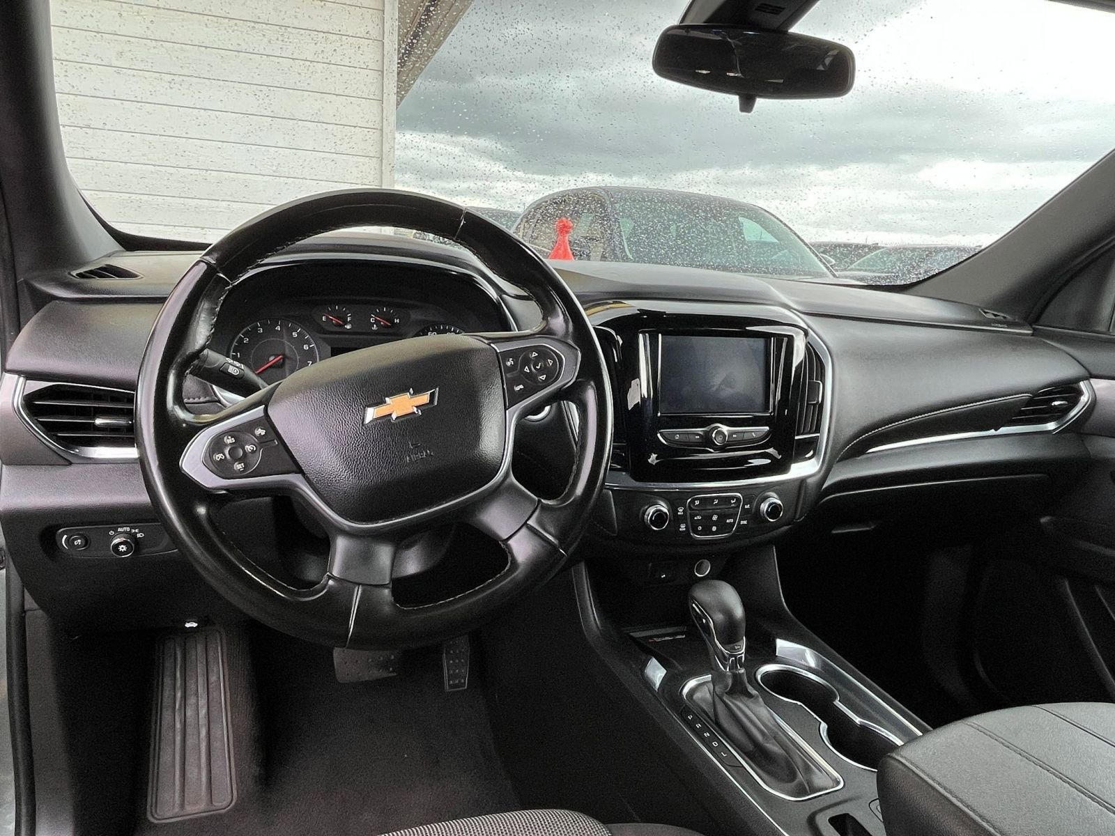 Thumbnail: 2023 Chevrolet Traverse - 34