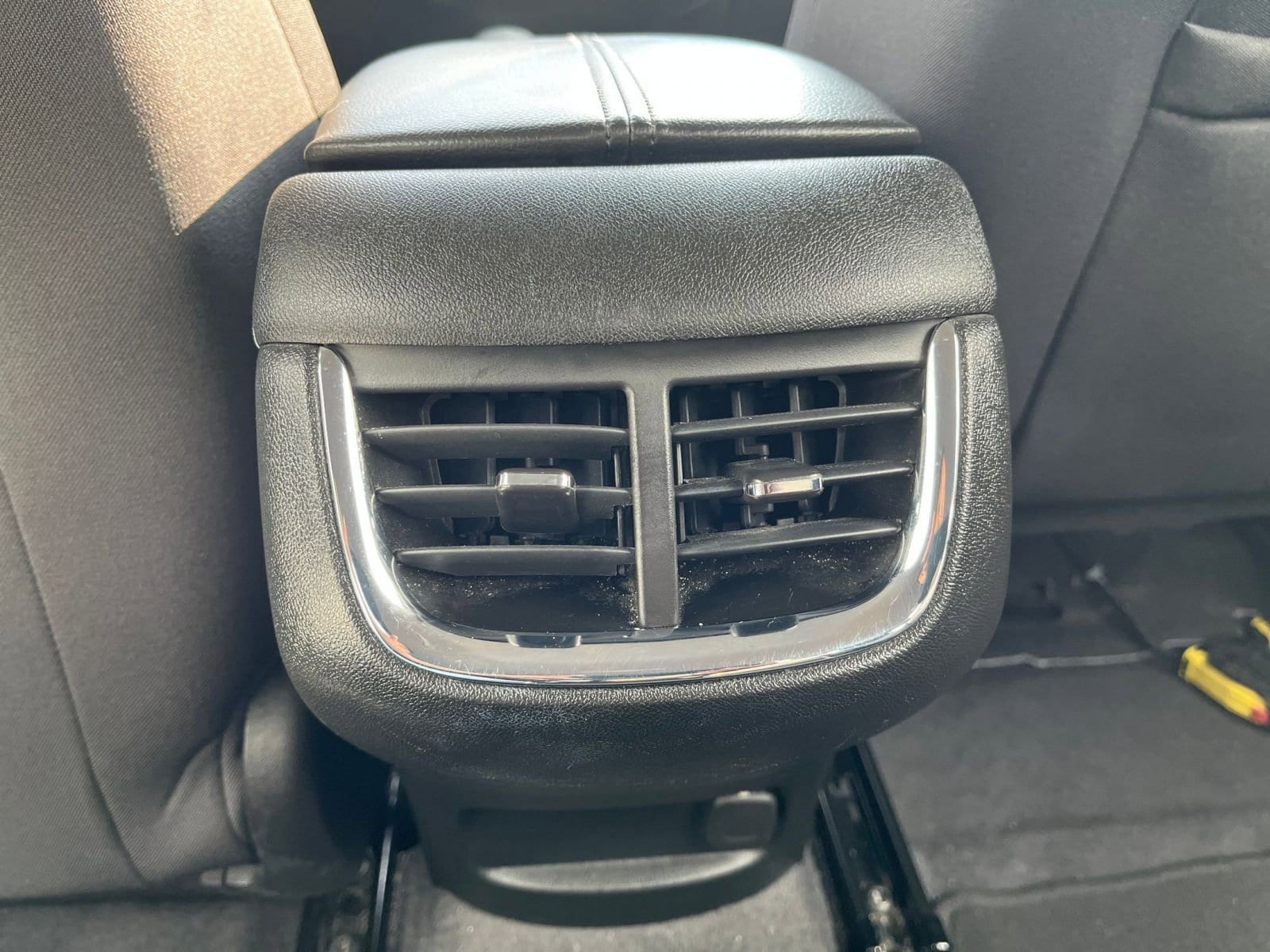 Thumbnail: 2023 Chevrolet Malibu - 24