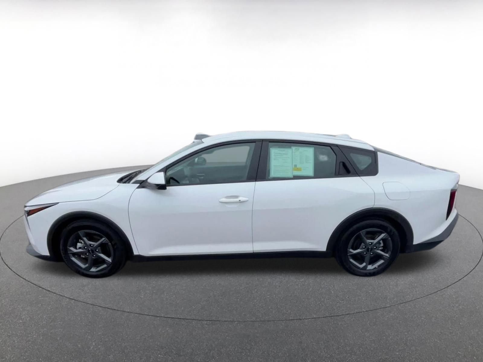 Thumbnail: 2025 Kia K4 - 9