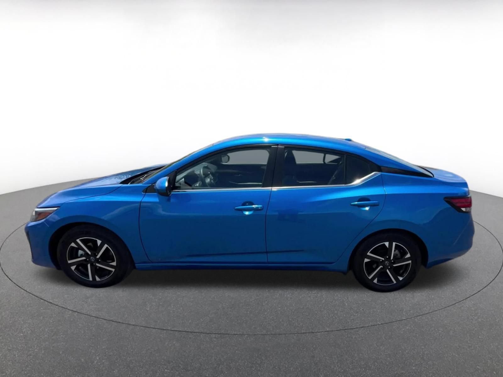 Thumbnail: 2025 Nissan Sentra - 9