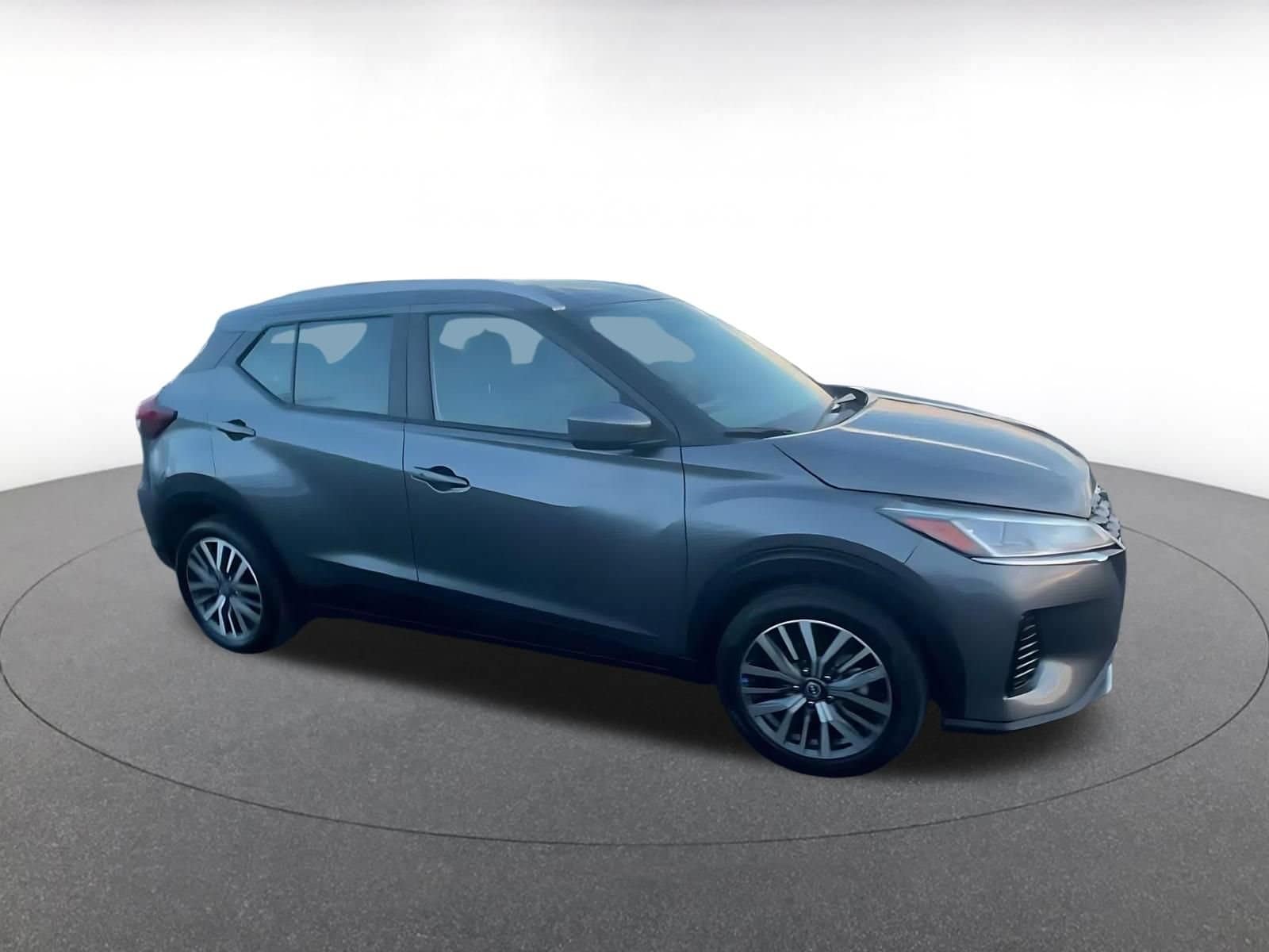 Thumbnail: 2024 Nissan Kicks - 2