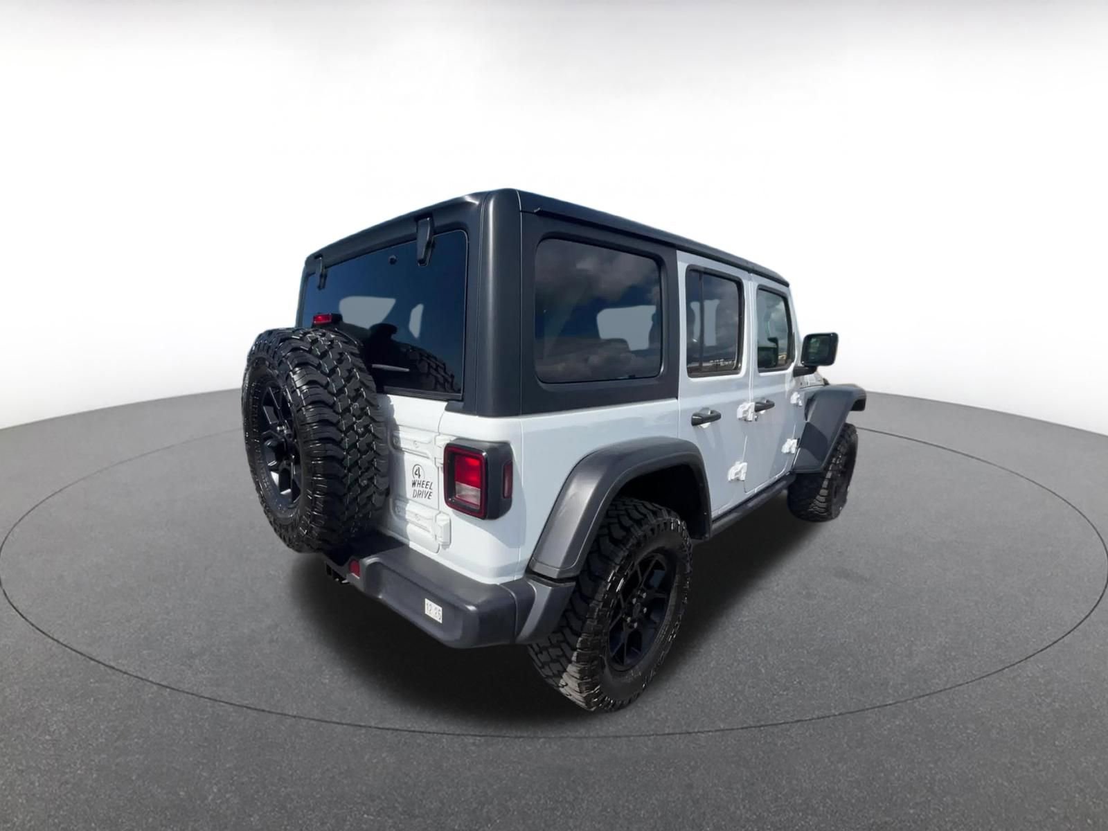 Thumbnail: 2025 Jeep Wrangler - 15