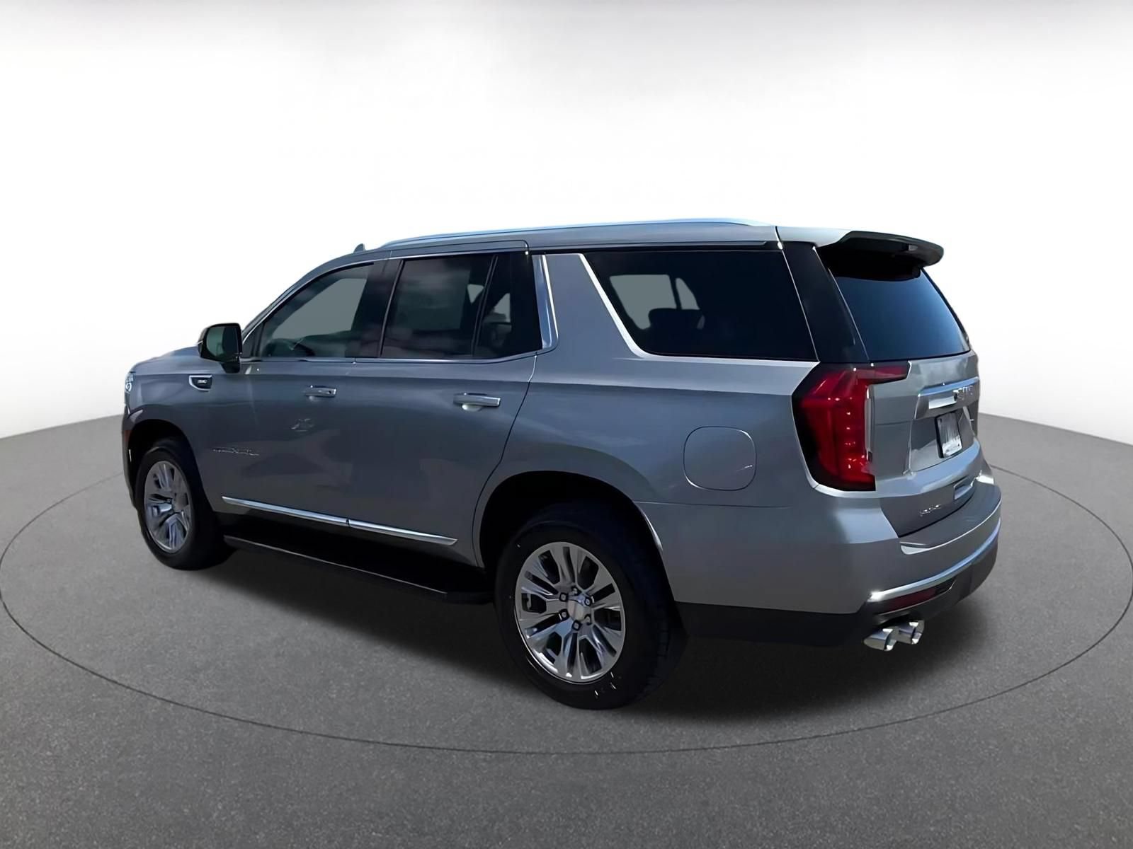 Thumbnail: 2023 GMC Yukon - 10