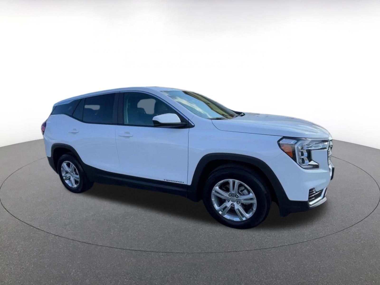 Thumbnail: 2024 GMC Terrain - 2