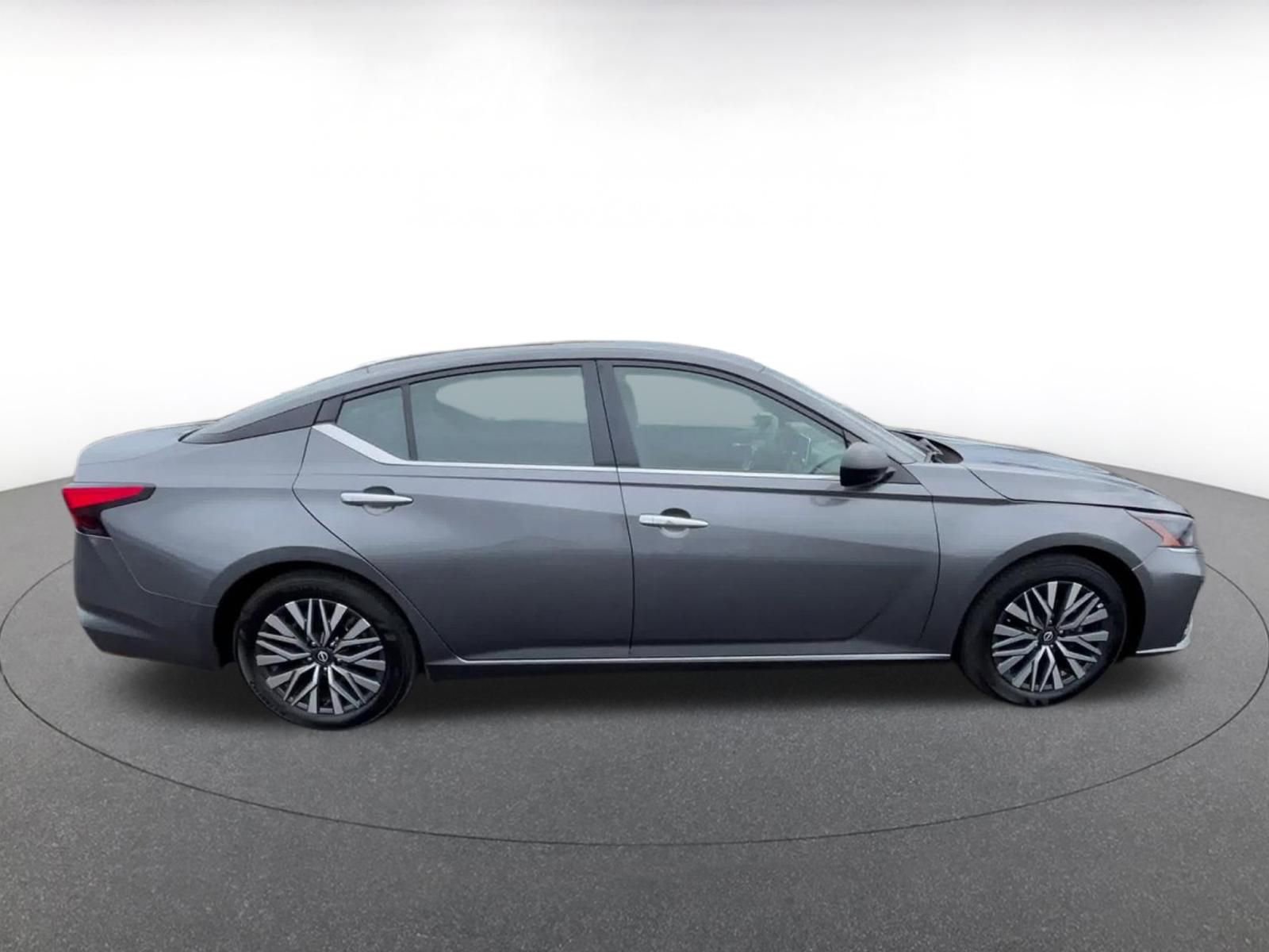 Thumbnail: 2024 Nissan Altima - 16